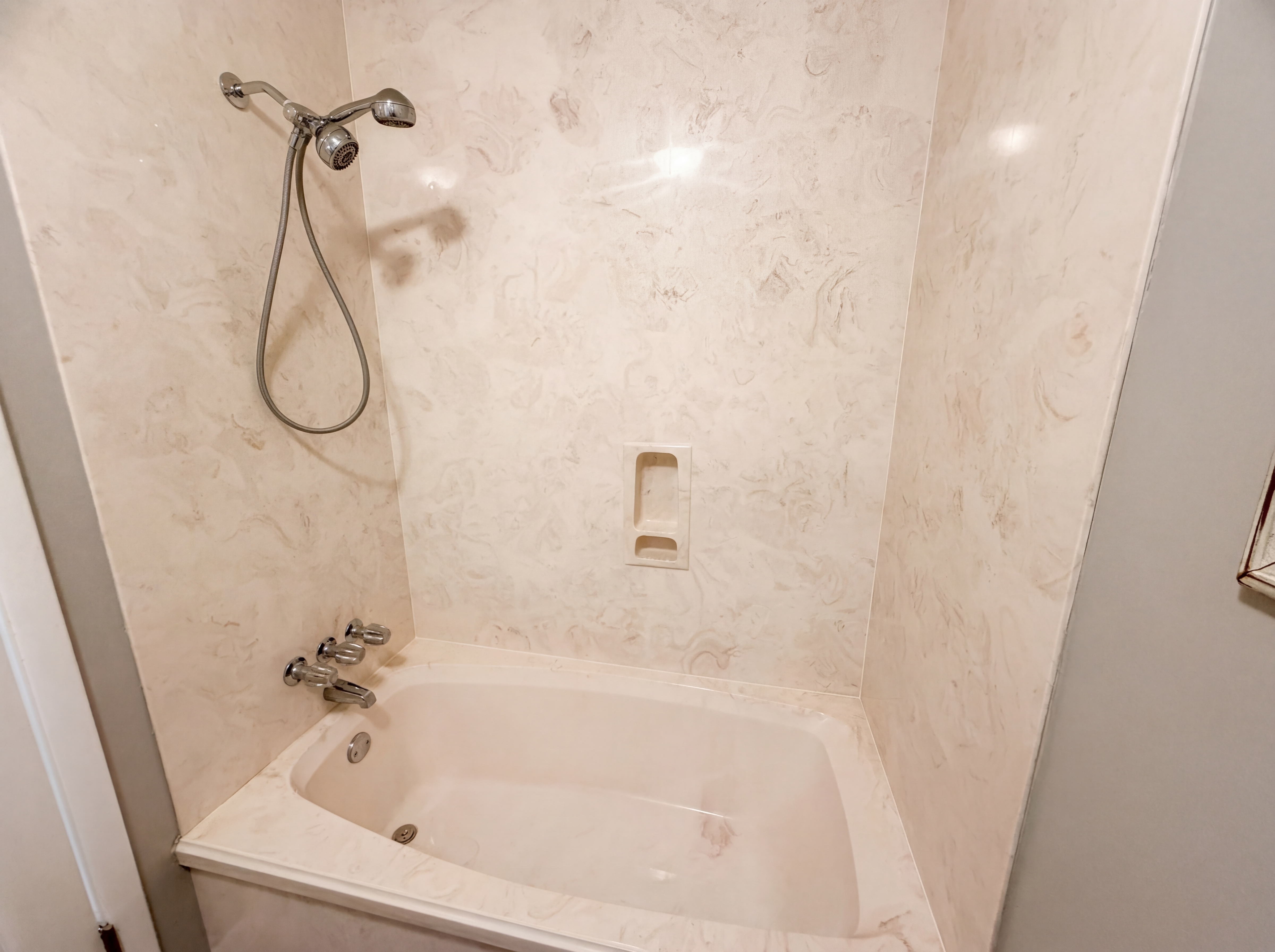 Photo 9 of 16 of 636 Merioneth Dr NE, Fort Walton Beach, FL
