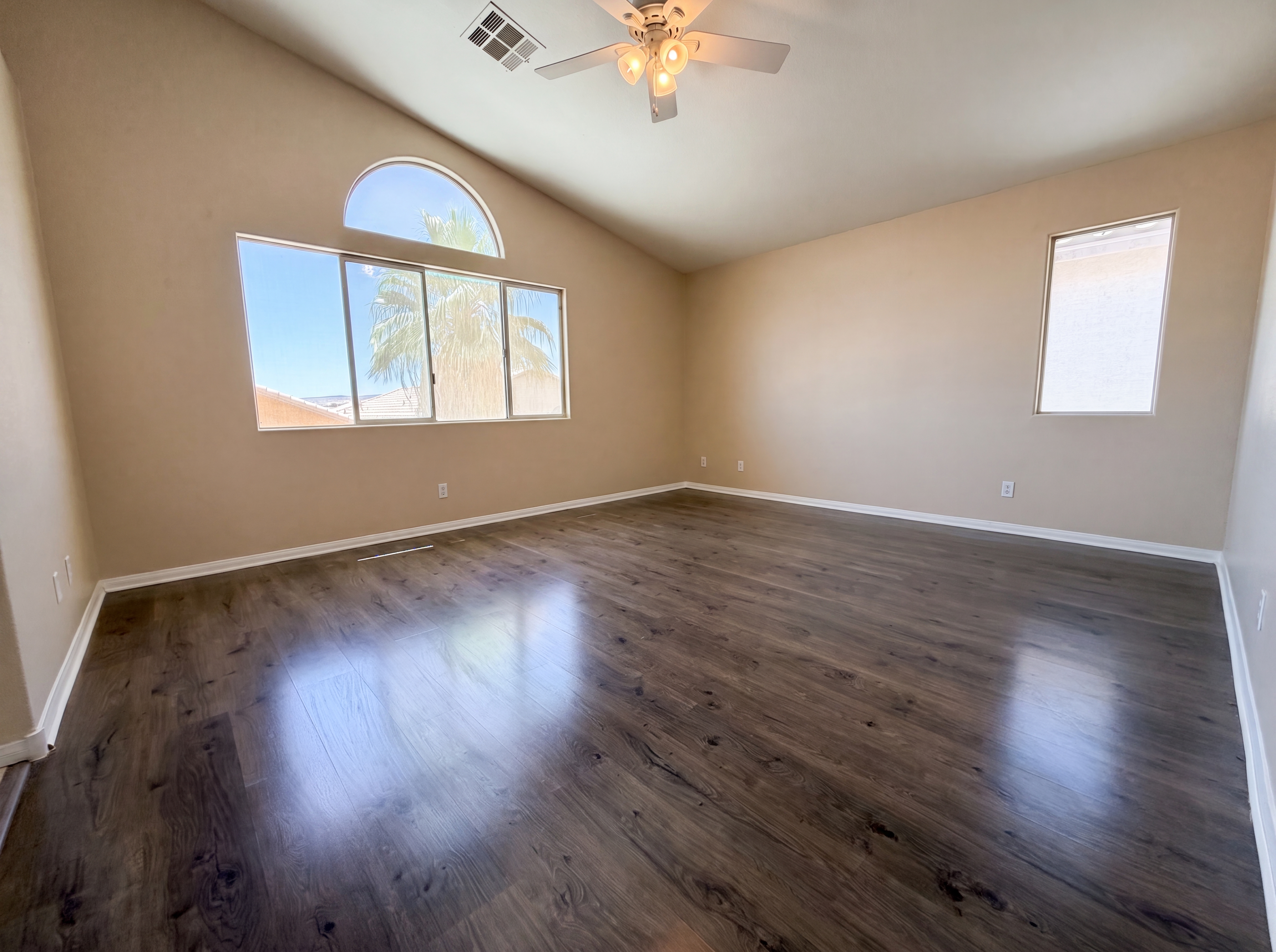 Photo 9 of 27 of 9515 Windborne Ave, Las Vegas, NV