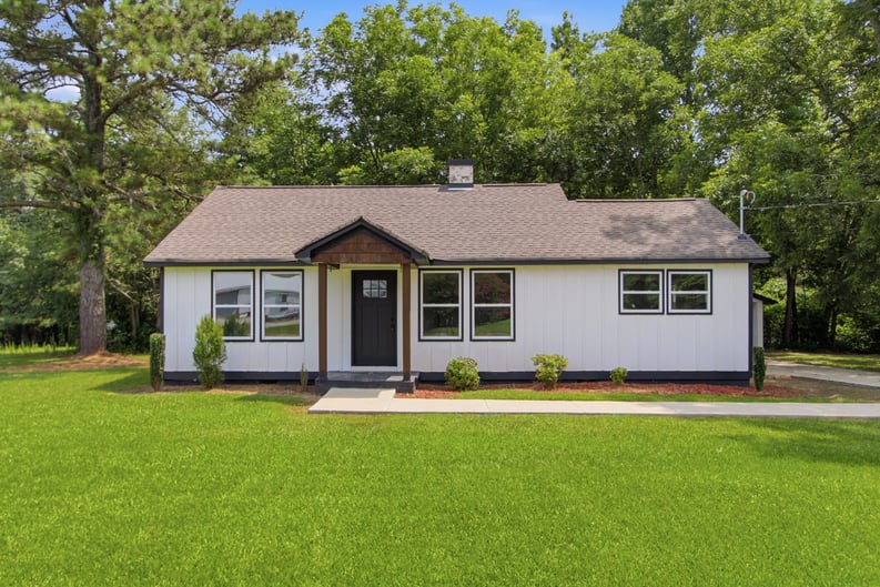 Property photo 1 of 2929 Vinson Mountain Rd