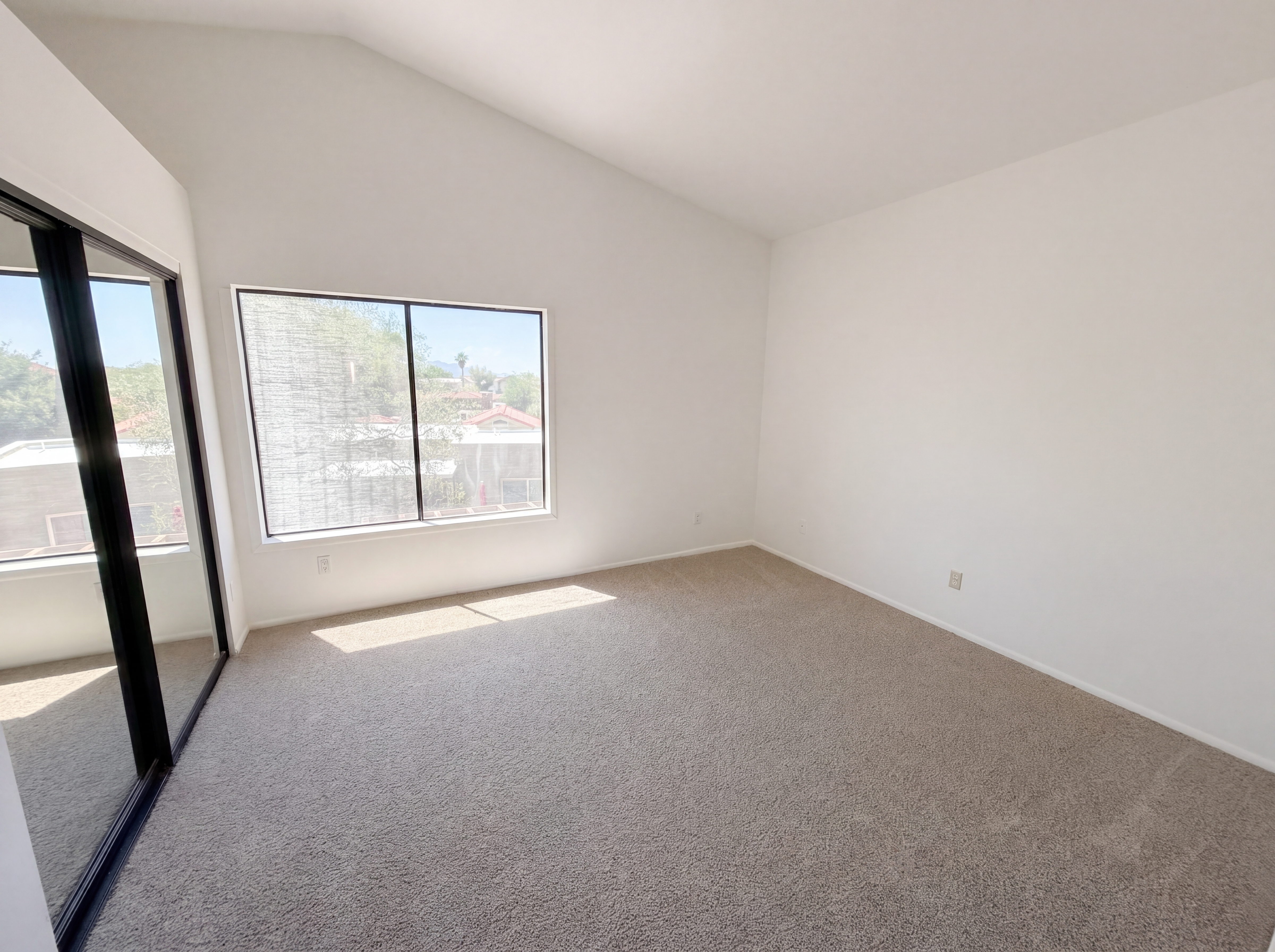 Photo 11 of 21 of 642 W Cassidy Pl, Tucson, AZ