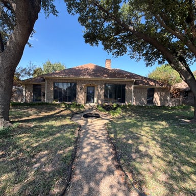 Property photo 1 of 2105 J J Pearce Dr