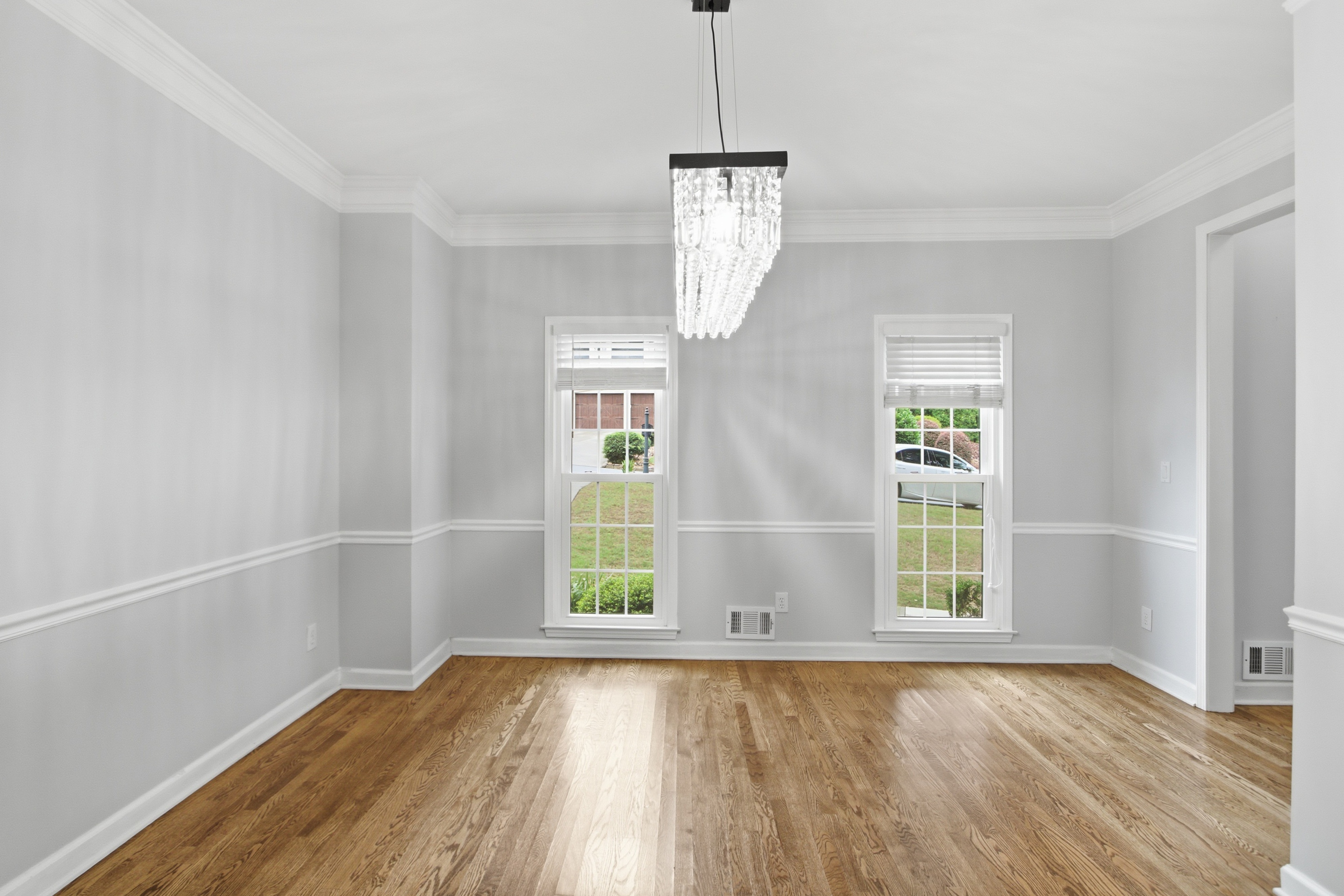 Photo 16 of 47 of 11715 Dunhill Place Dr, Johns Creek, GA