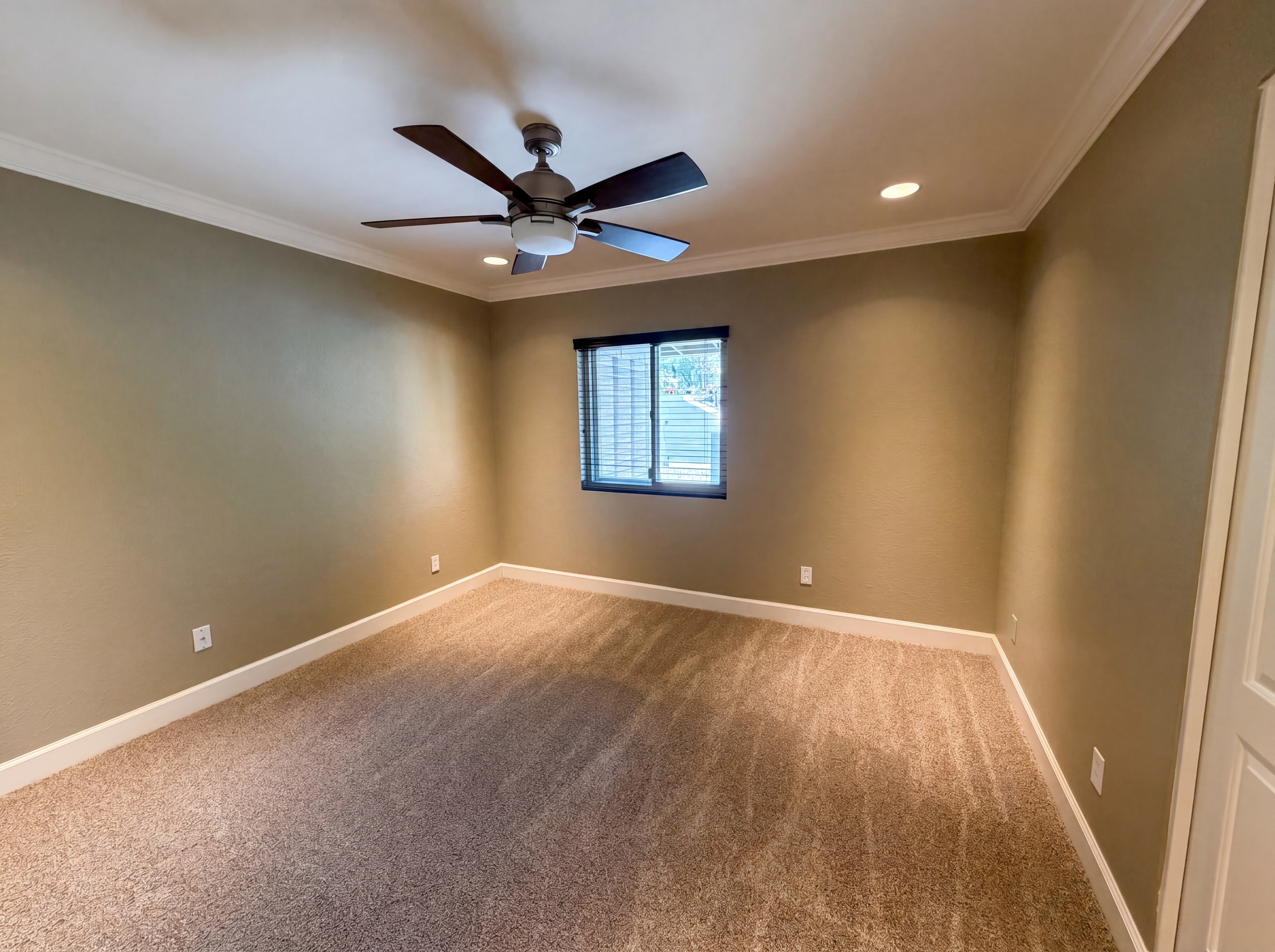 Photo 16 of 34 of 2244 E Nicolet Ave, Phoenix, AZ