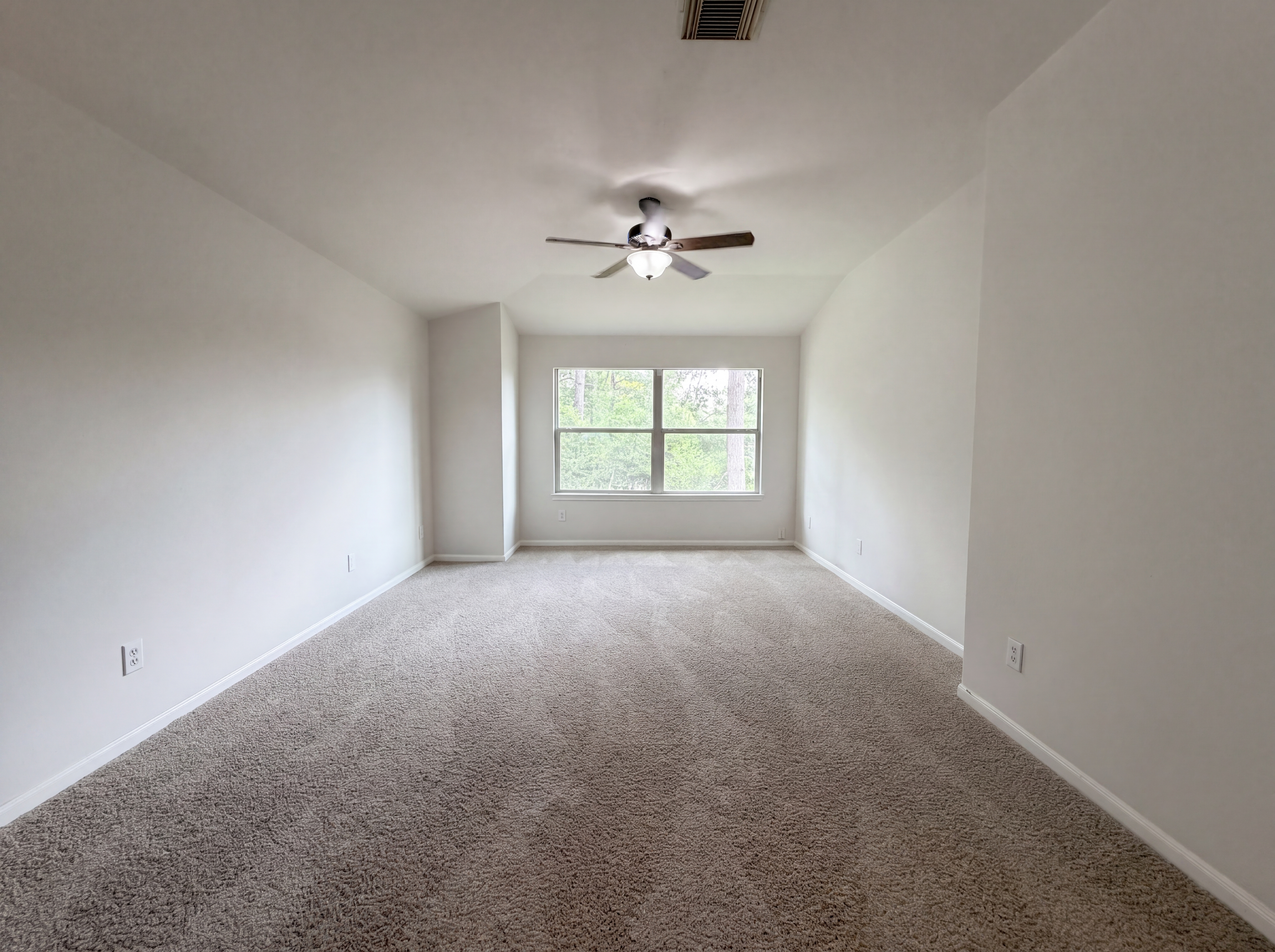 Photo 11 of 23 of 16107 Horseshoe Hill Ct, Cypress, TX