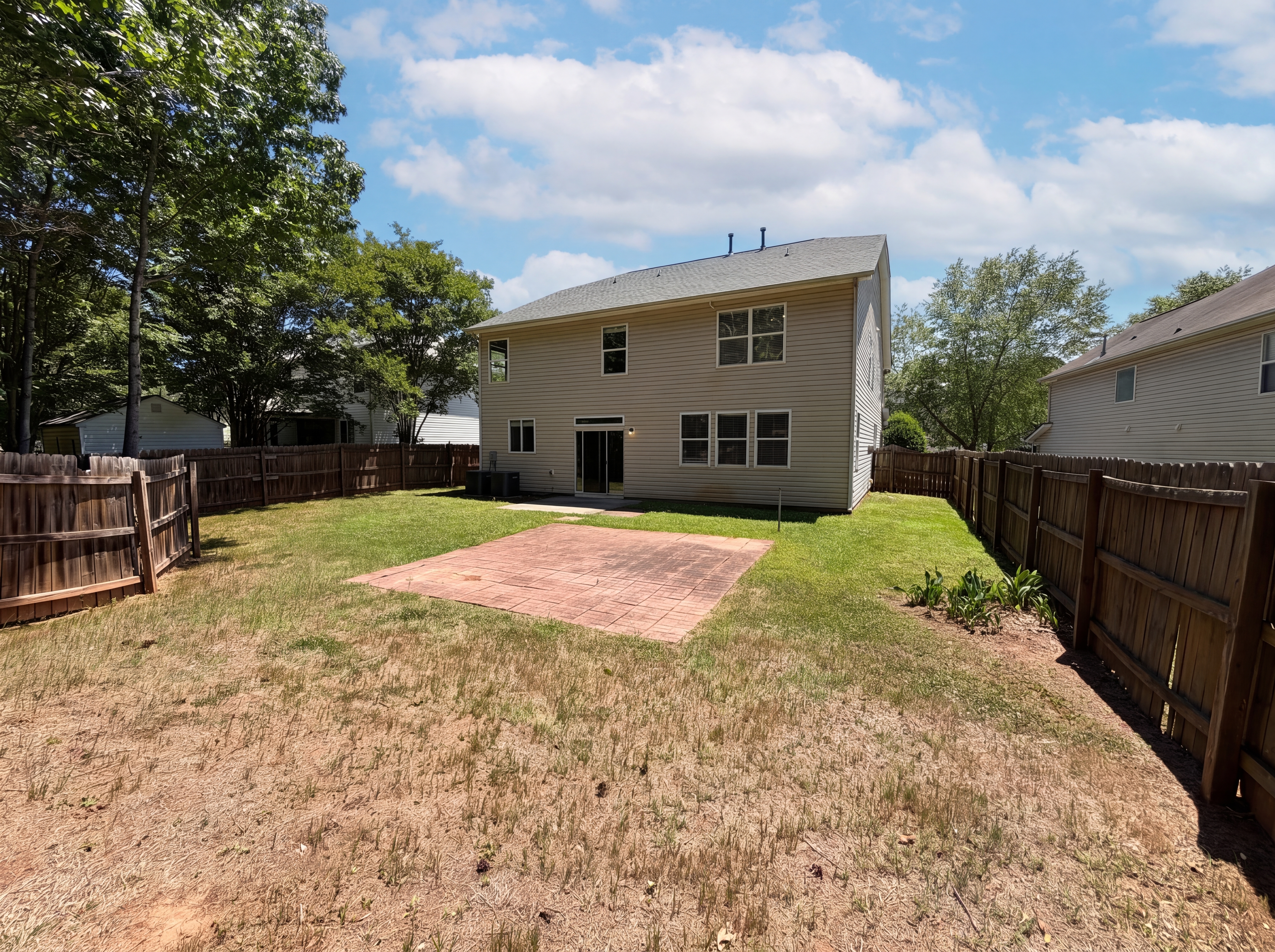 Photo 5 of 18 of 506 Hillview Dr, Durham, NC