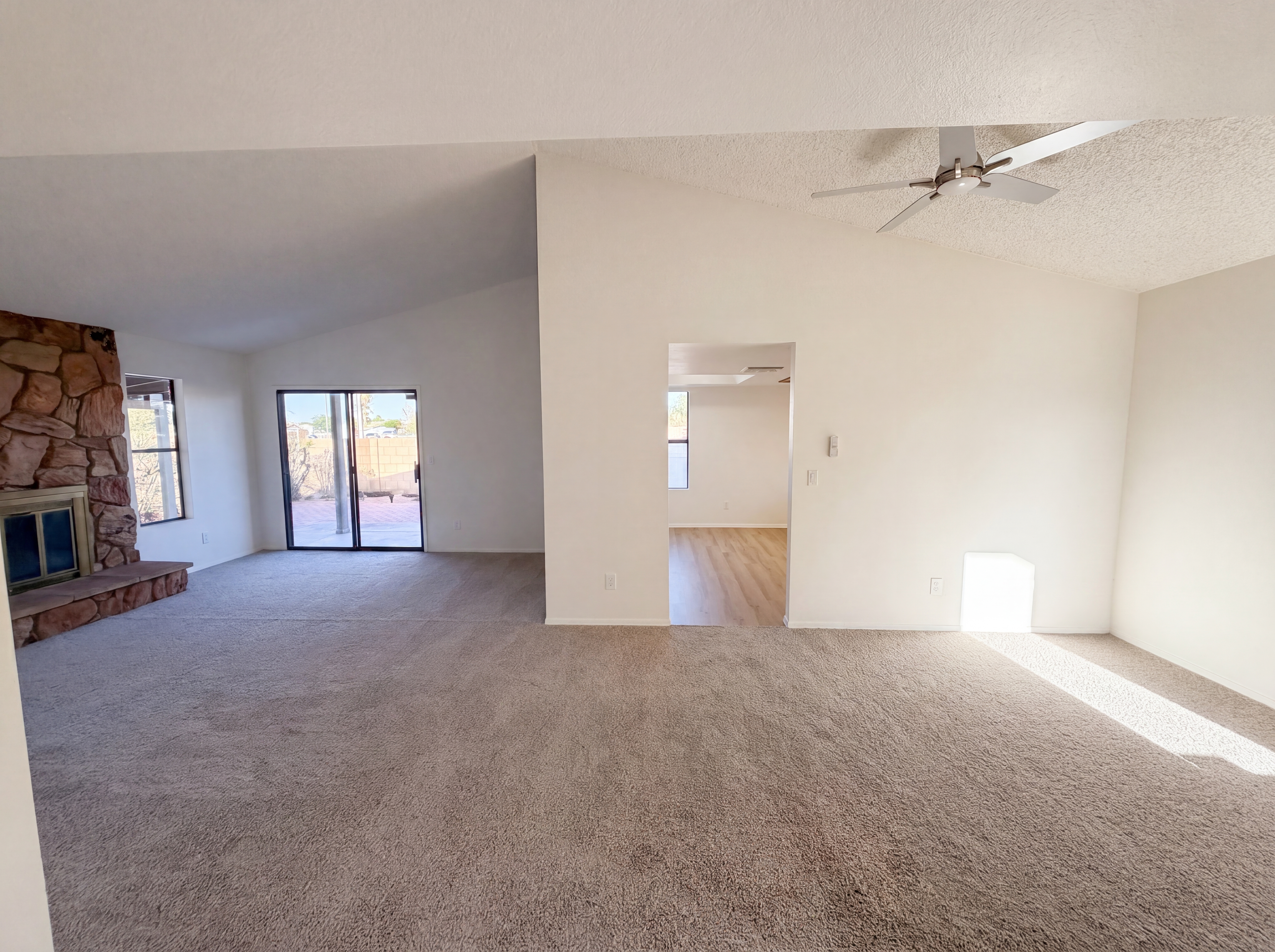 Photo 9 of 22 of 11820 N 66th Dr, Glendale, AZ