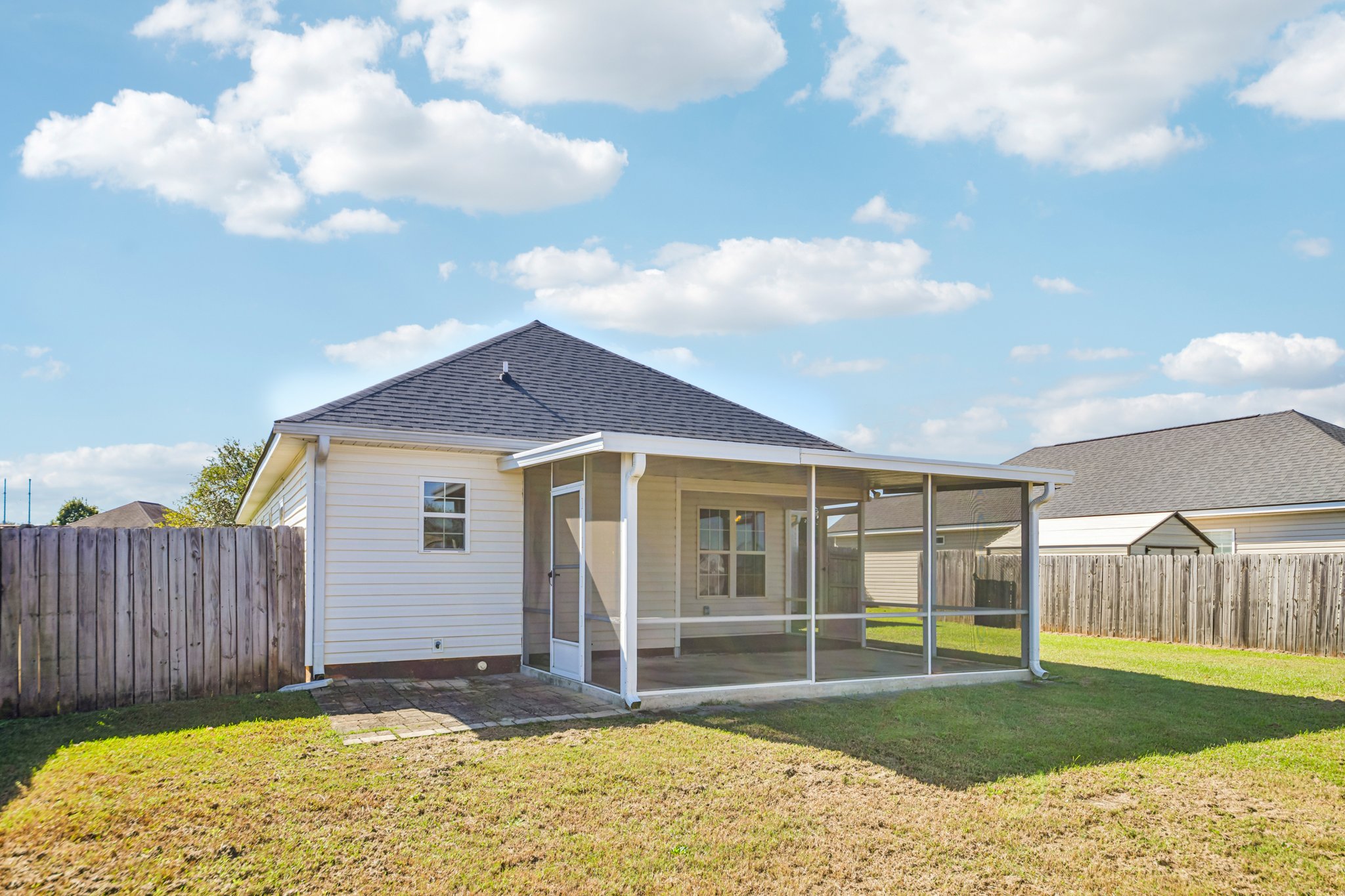 Photo 23 of 25 of 902 Haverhill Cir, Warner Robins, GA