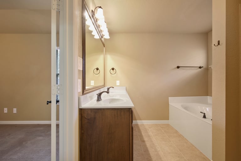 Photo 20 of 26 - 7424 Durness Dr, Fort Worth, TX 76179