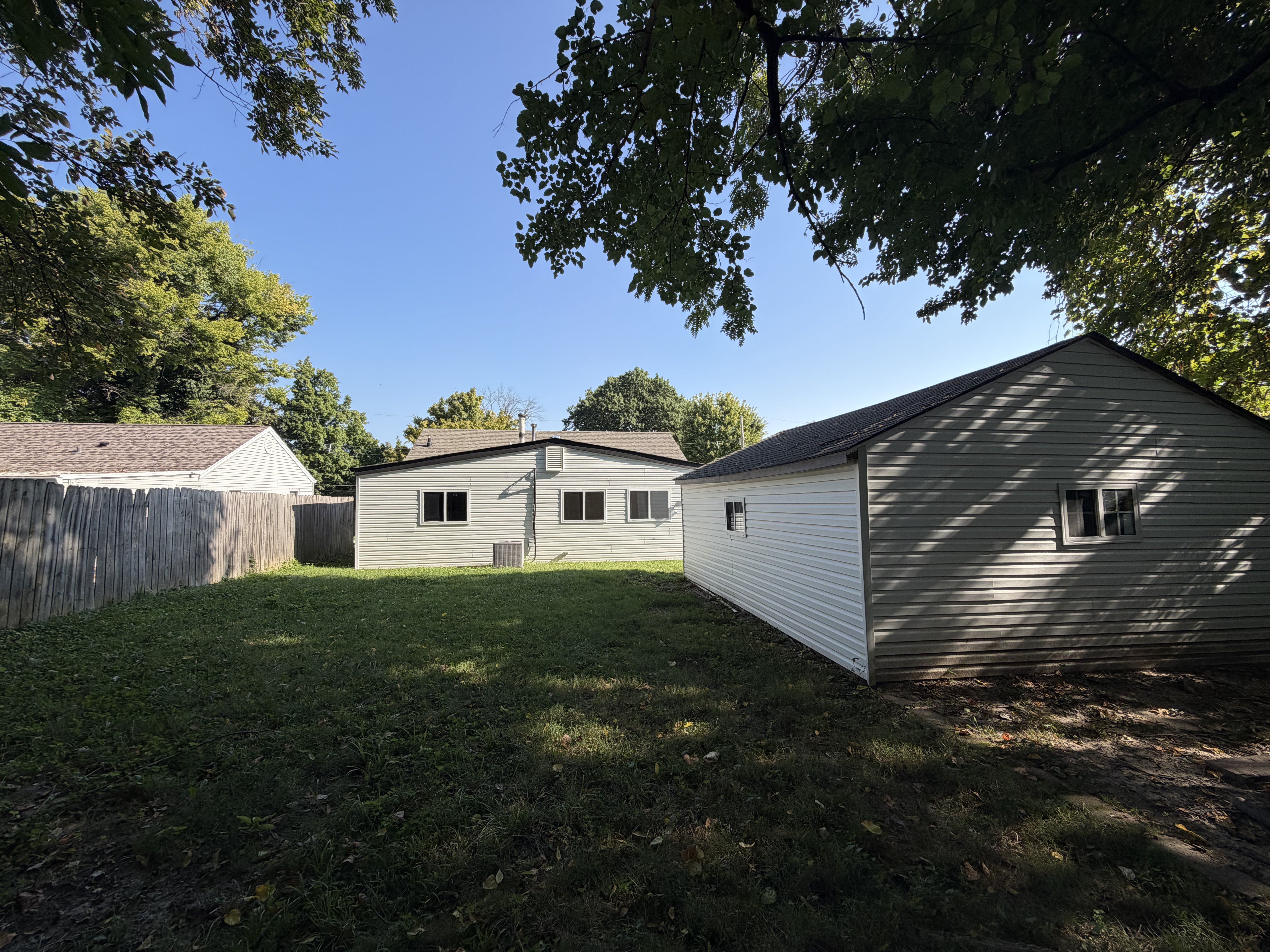 Photo 5 of 16 of 316 Lithia Ave, Saint Louis, MO