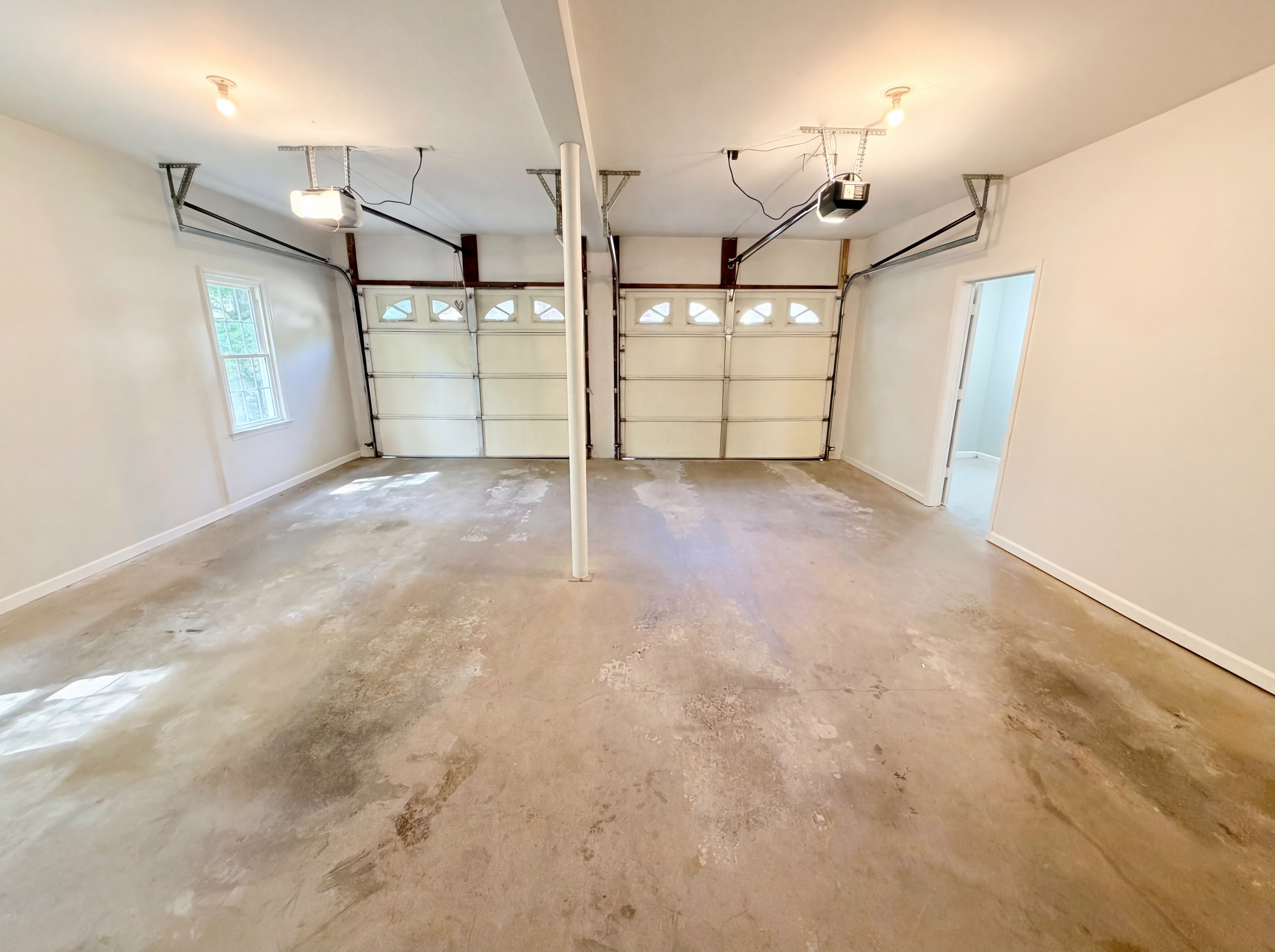 Photo 45 of 58 of 984 Forest Pond Ct, Marietta, GA