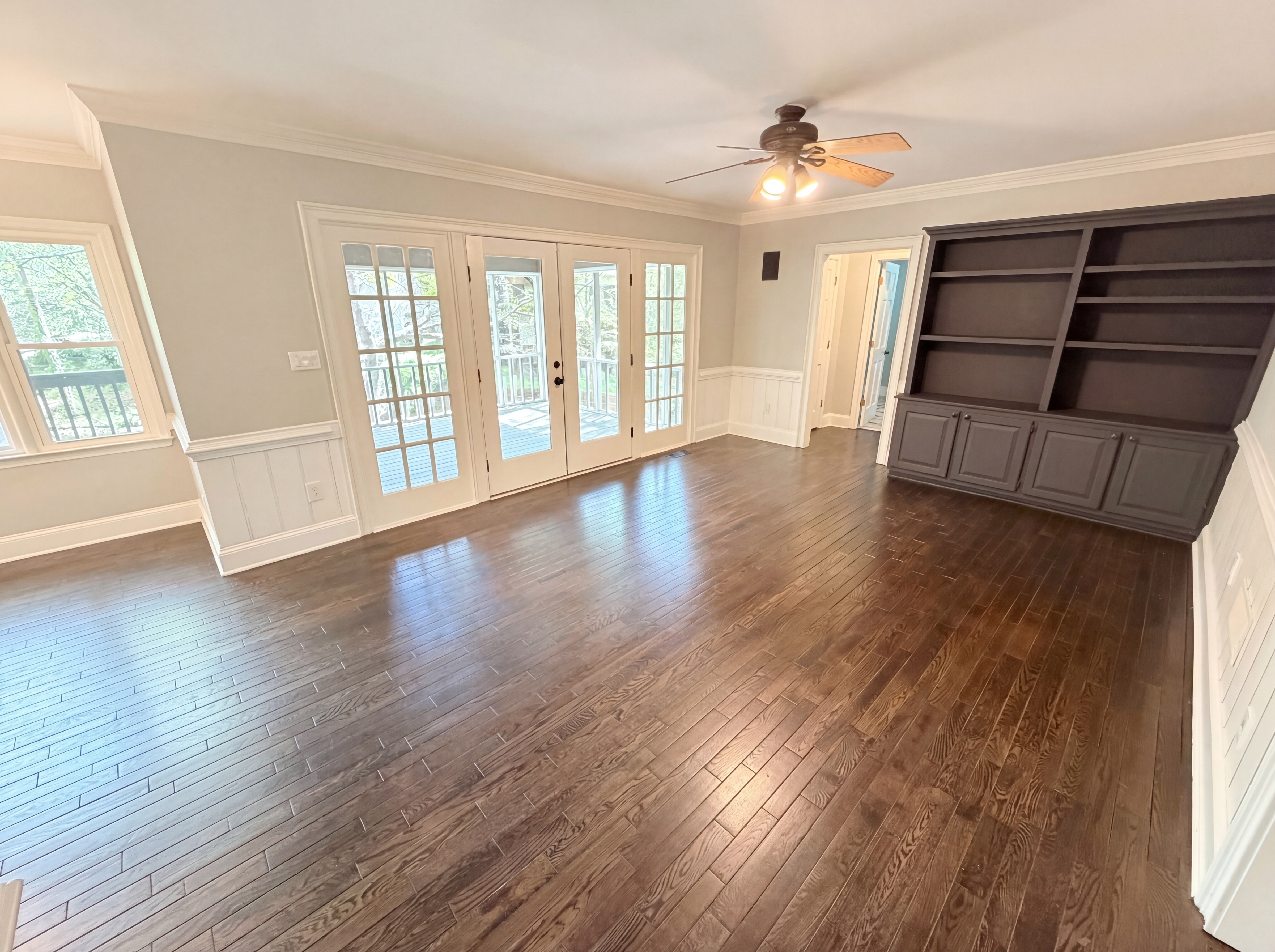 Photo 13 of 58 of 984 Forest Pond Ct, Marietta, GA