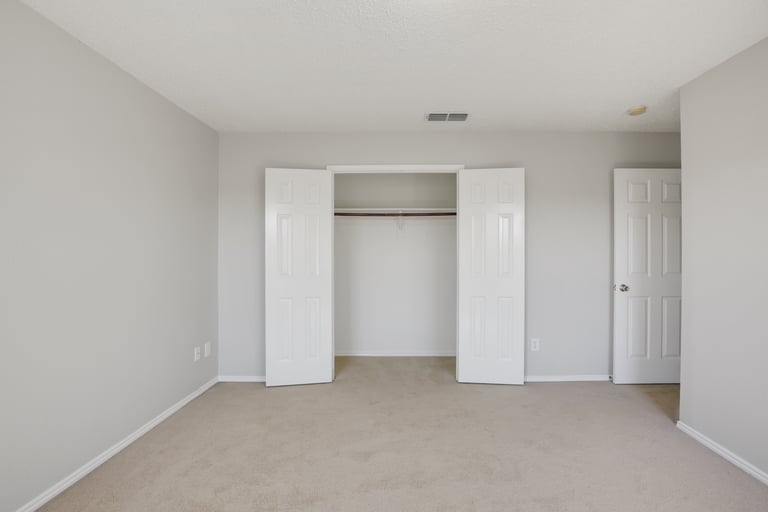 Photo 21 of 27 - 7924 Hidden Brook Dr, Fort Worth, TX 76120