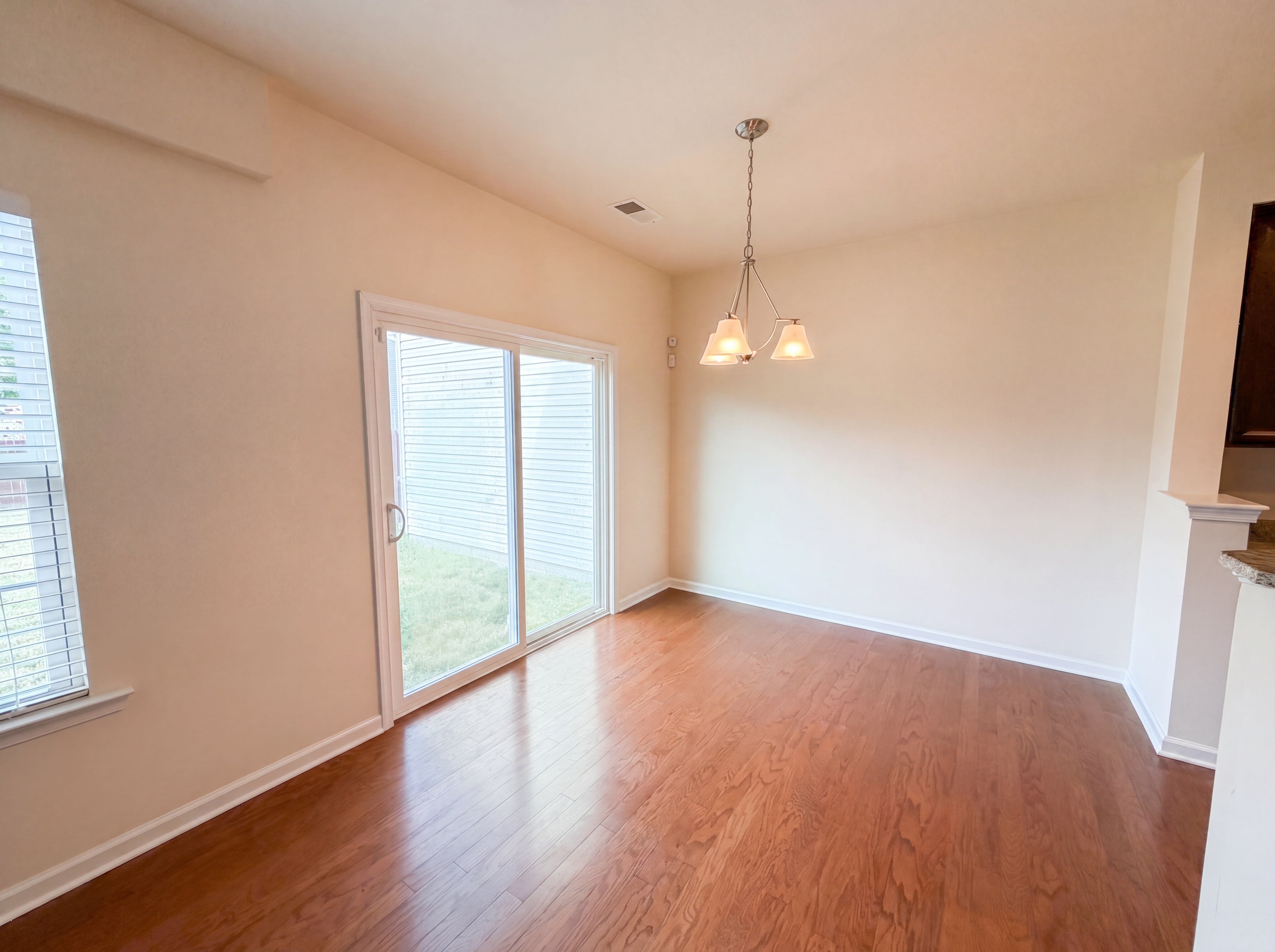 Photo 8 of 18 of 3713 Banana Ln, Midlothian, VA
