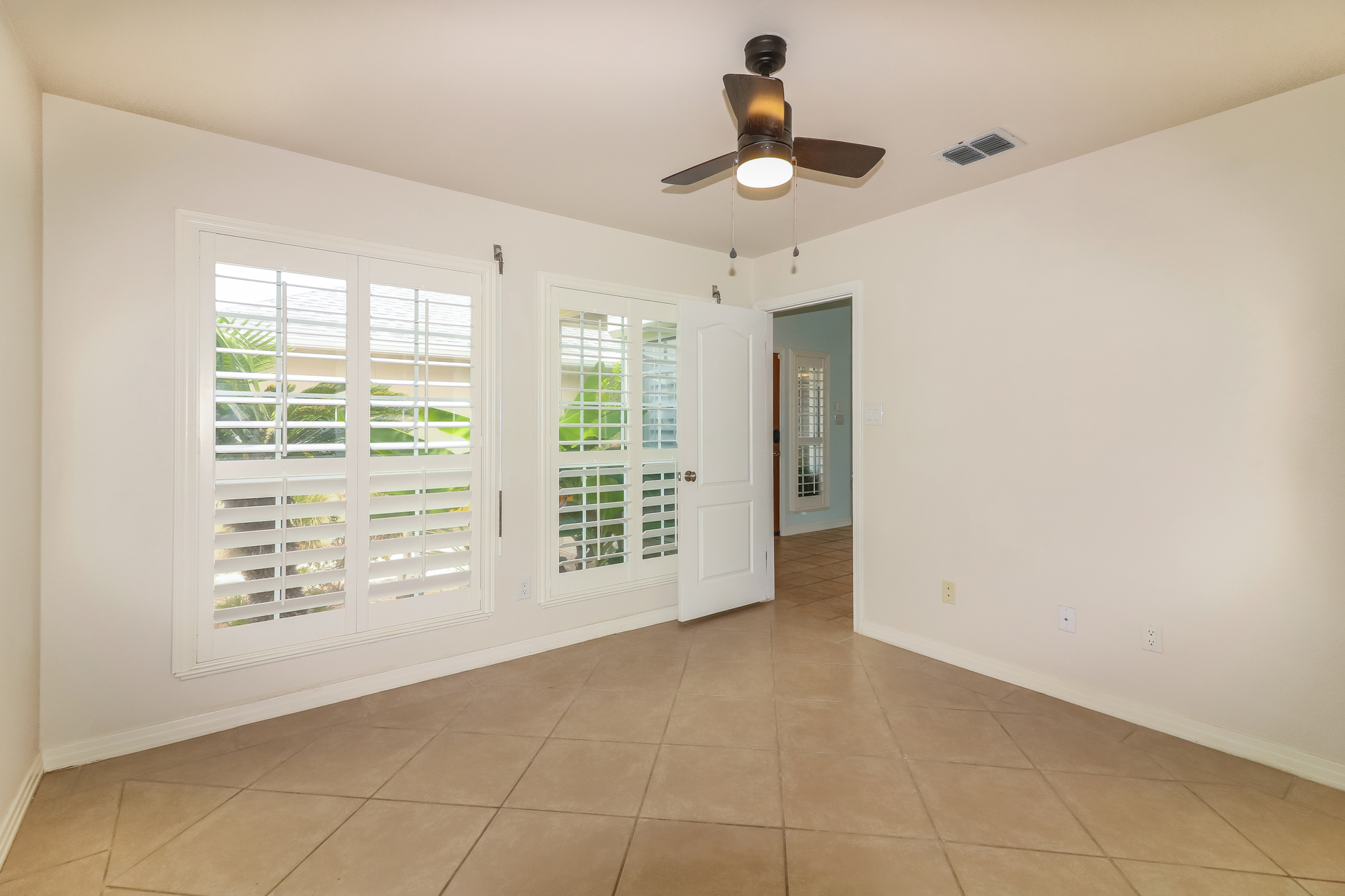 Photo 12 of 21 of 133 Sea Breeze Dr, Aransas Pass, TX