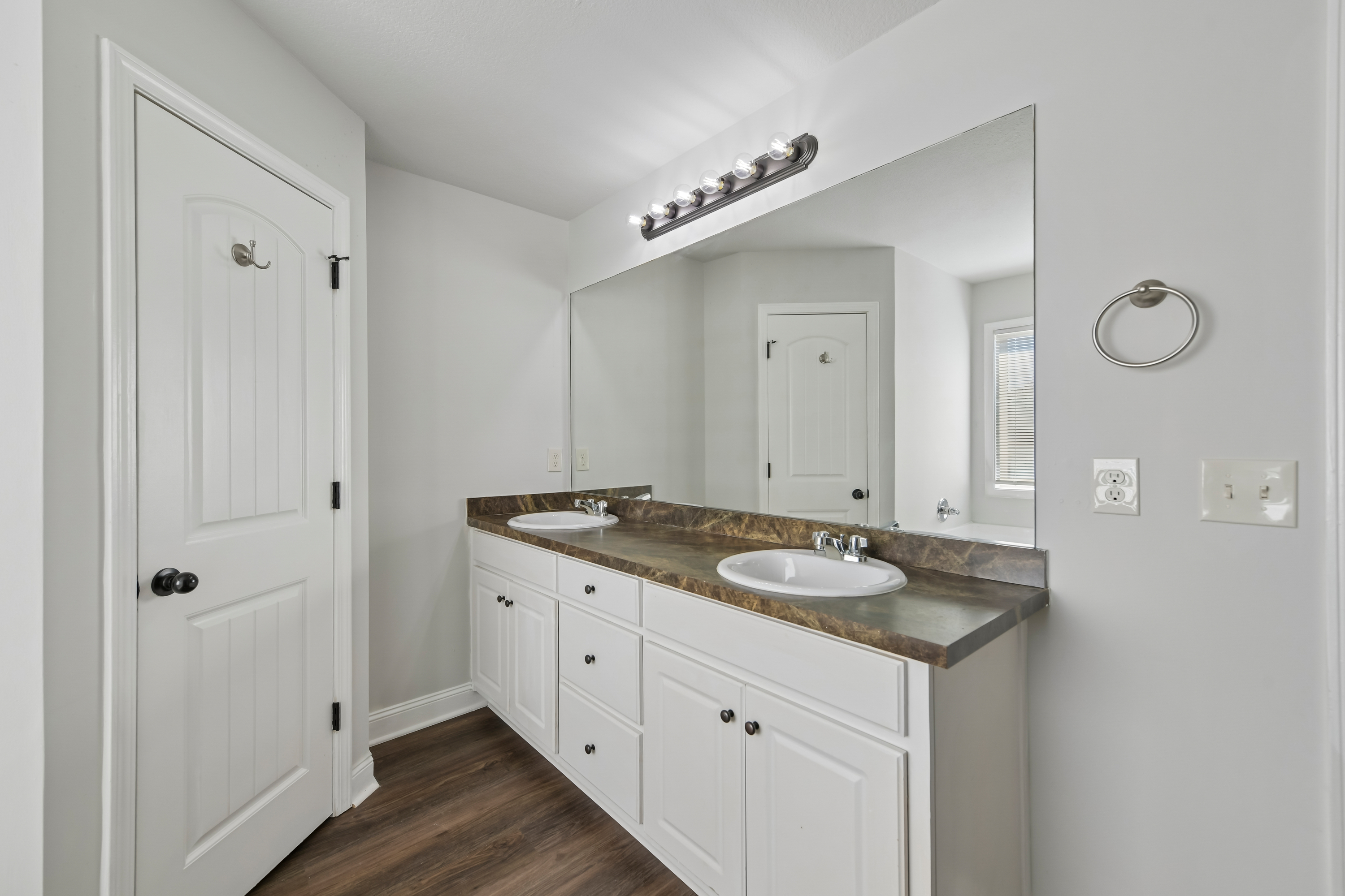 Photo 43 of 56 of 410 Redtail Rd, Jefferson, GA