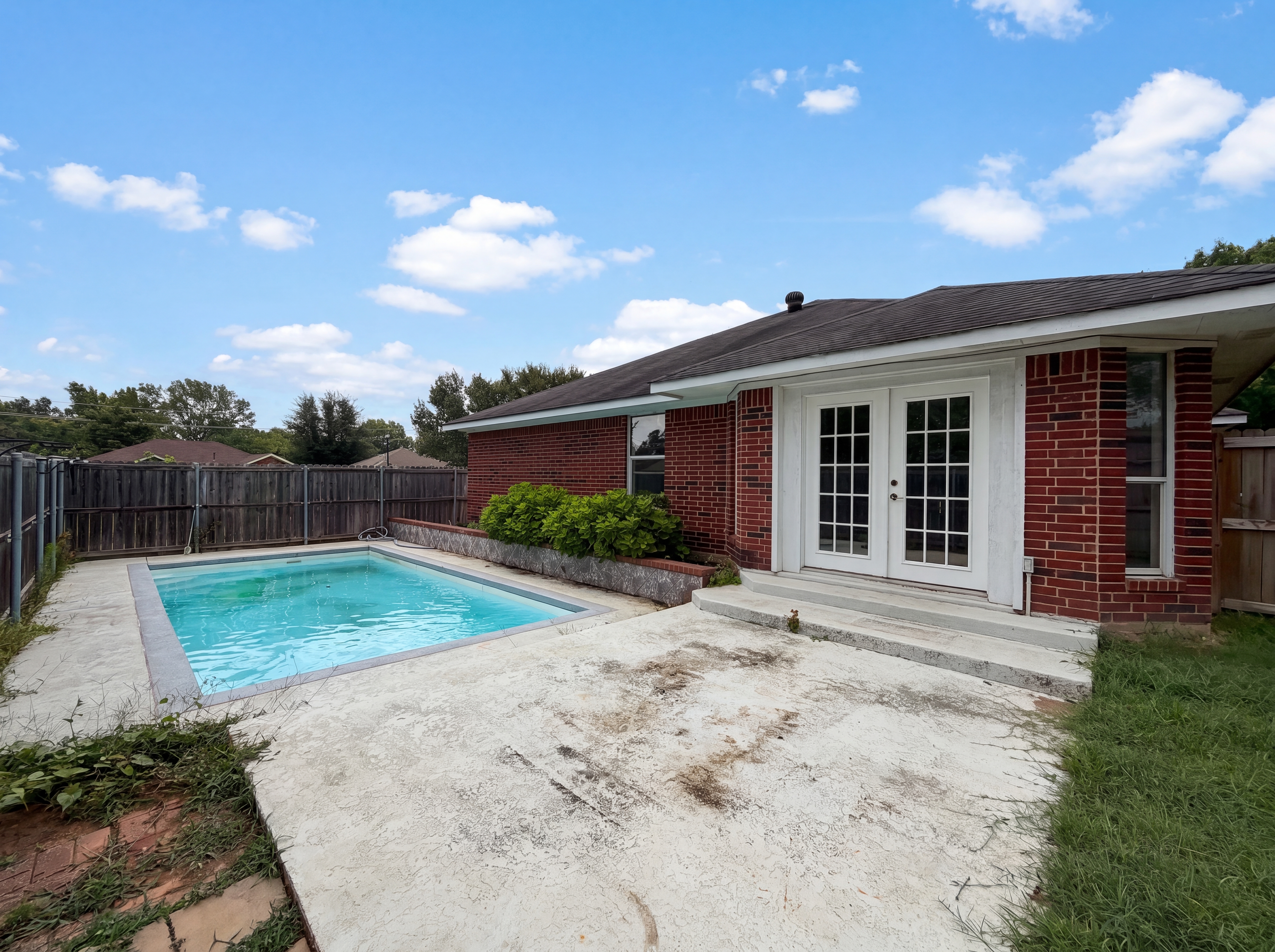 Photo 16 of 17 of 10740 Southern Trace Cir, Flint, TX