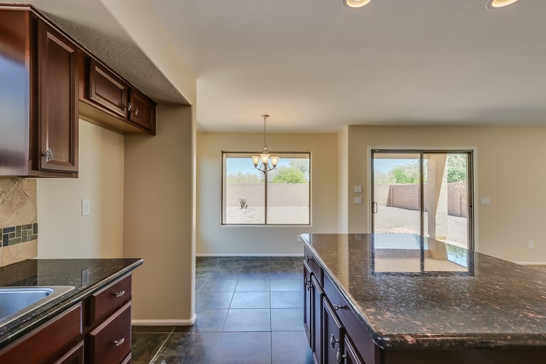 Photo 7 of 35 - 472 W Love Rd, San Tan Valley, AZ 85143