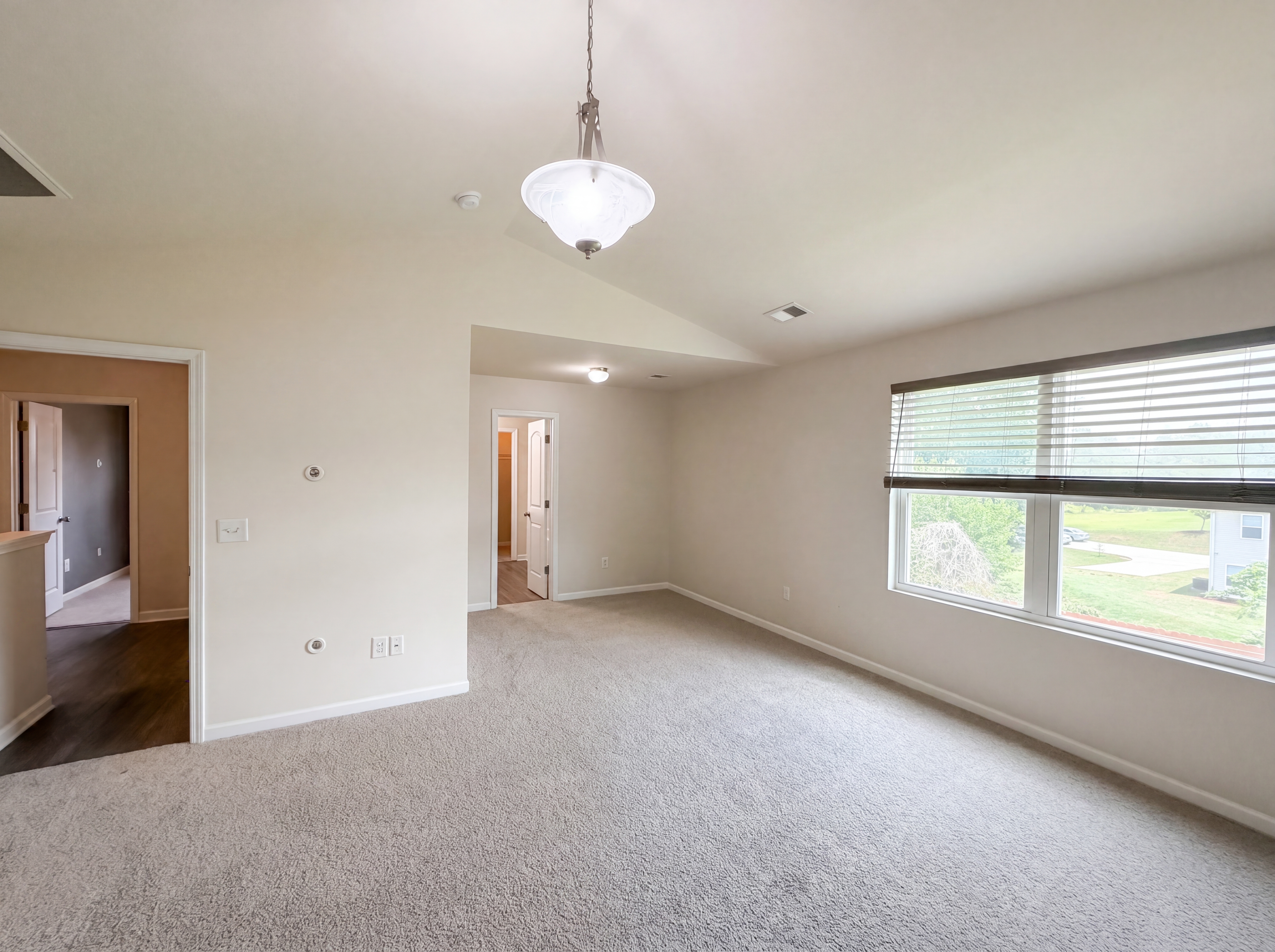 Photo 12 of 26 of 719 Cannonsburg Dr, Duncan, SC