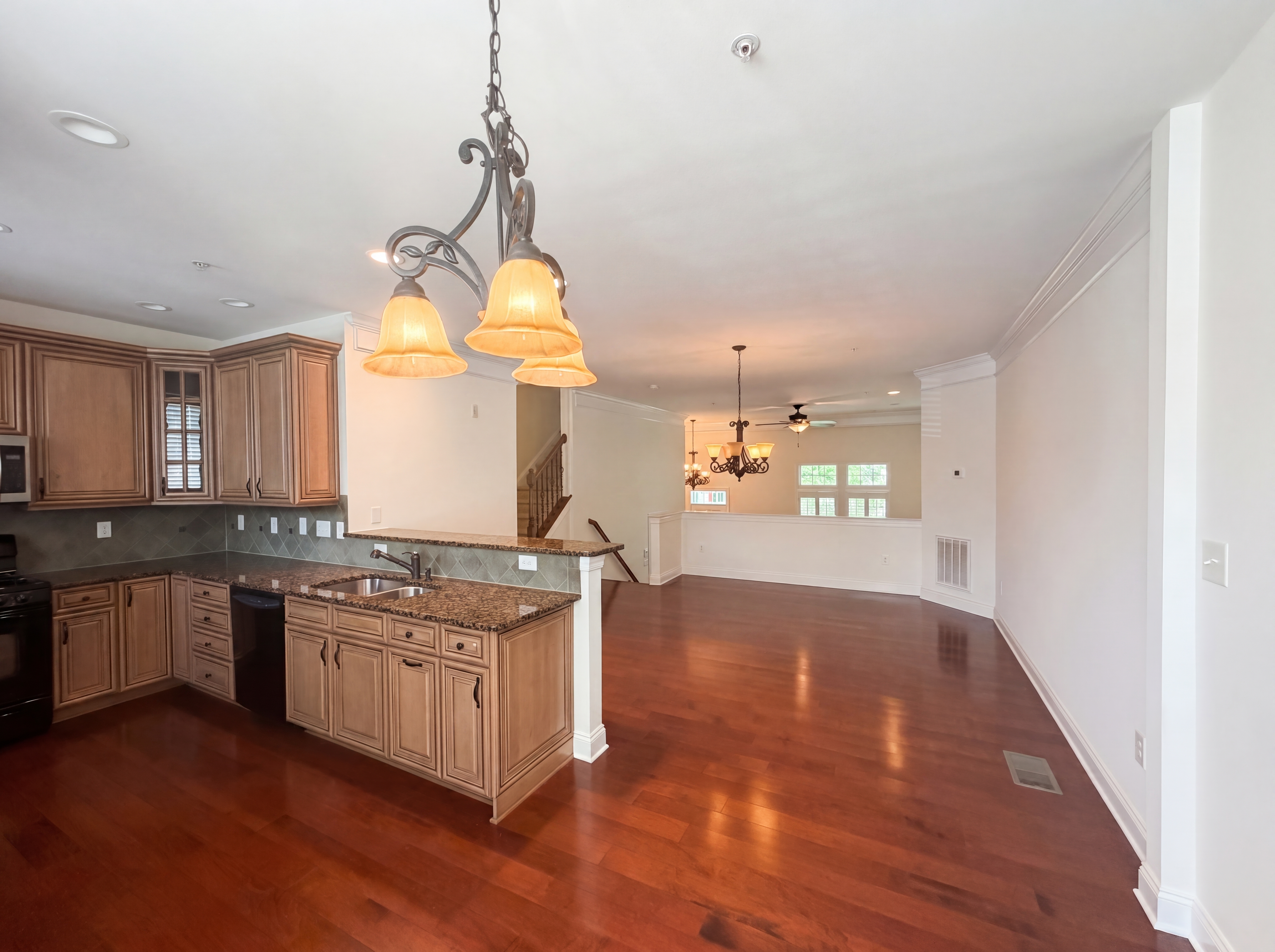 Photo 7 of 19 of 10321 Sablewood Dr, Raleigh, NC