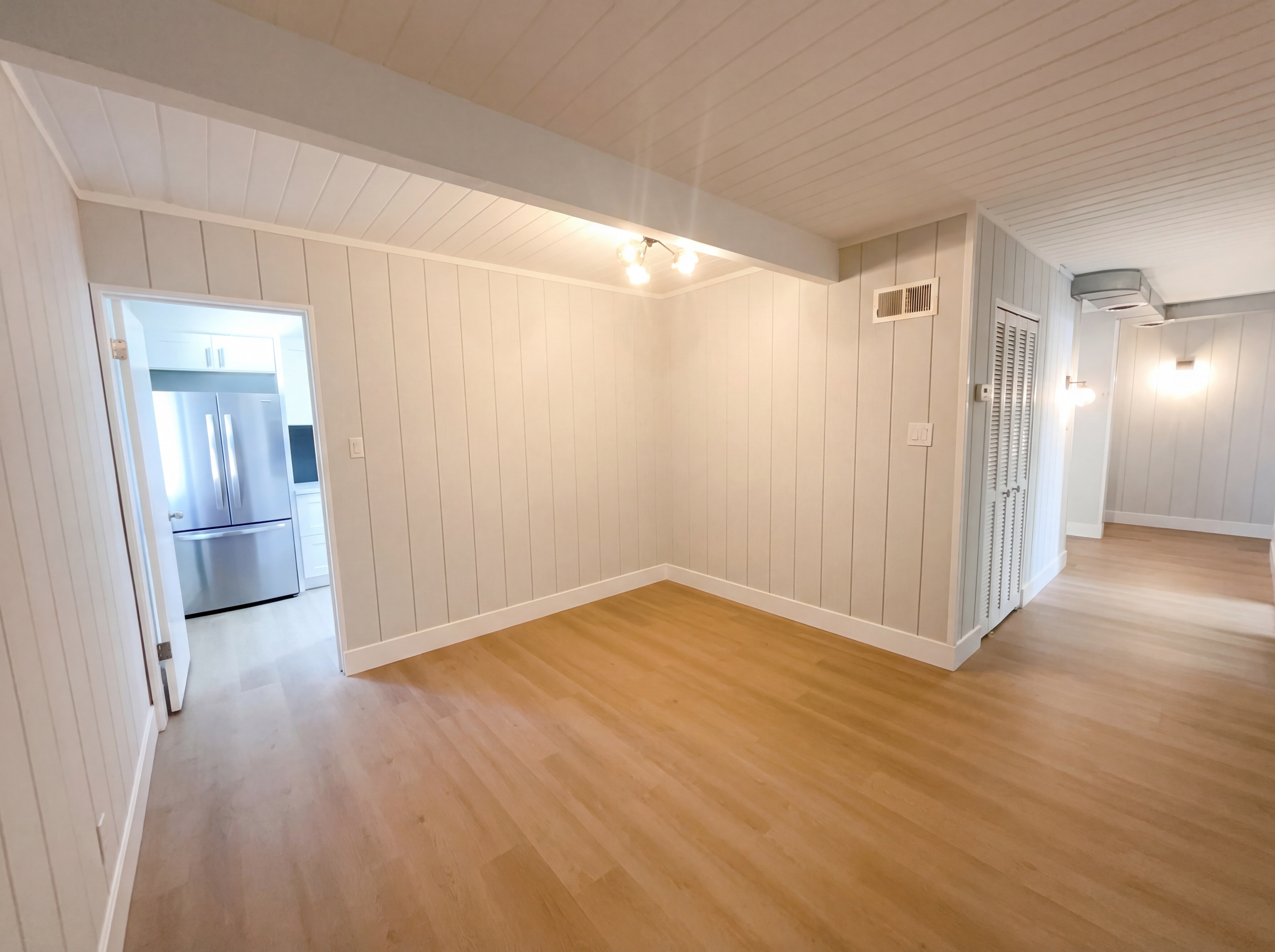 Photo 14 of 36 of 2361 Oakmont Dr, San Bruno, CA