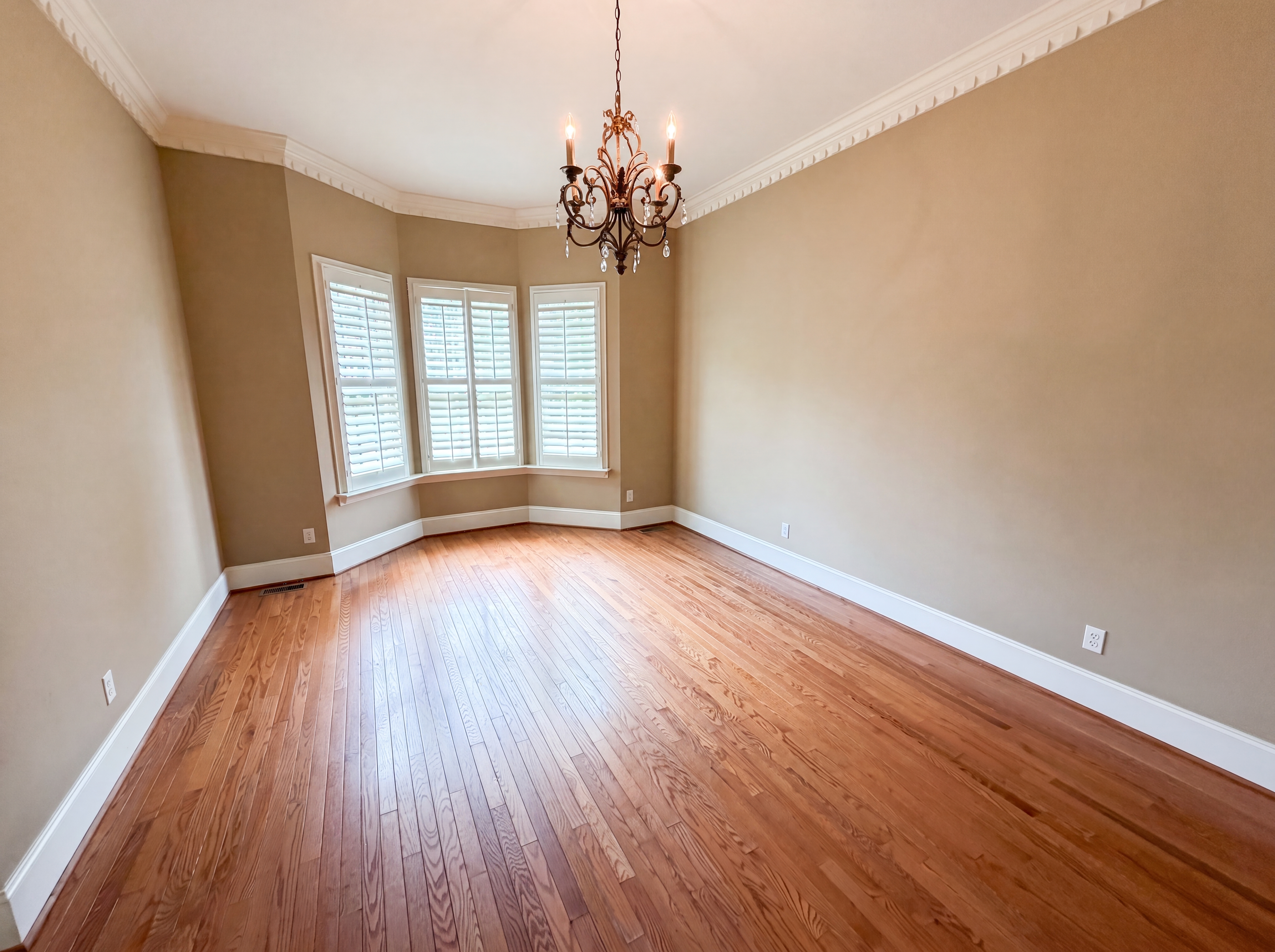 Photo 9 of 28 of 324 S Griffin Mill Ct, Spartanburg, SC