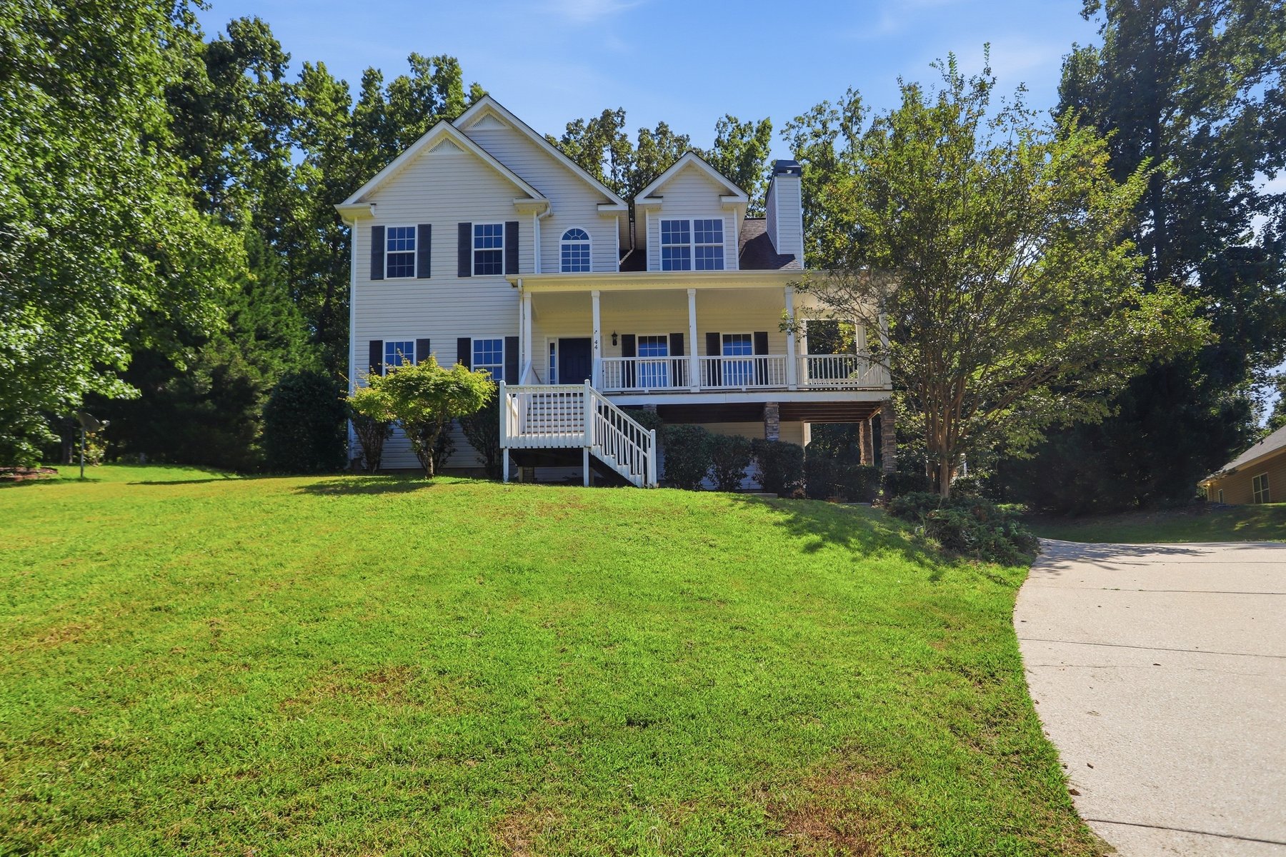 Photo 1 of 44 Fairwood Dr