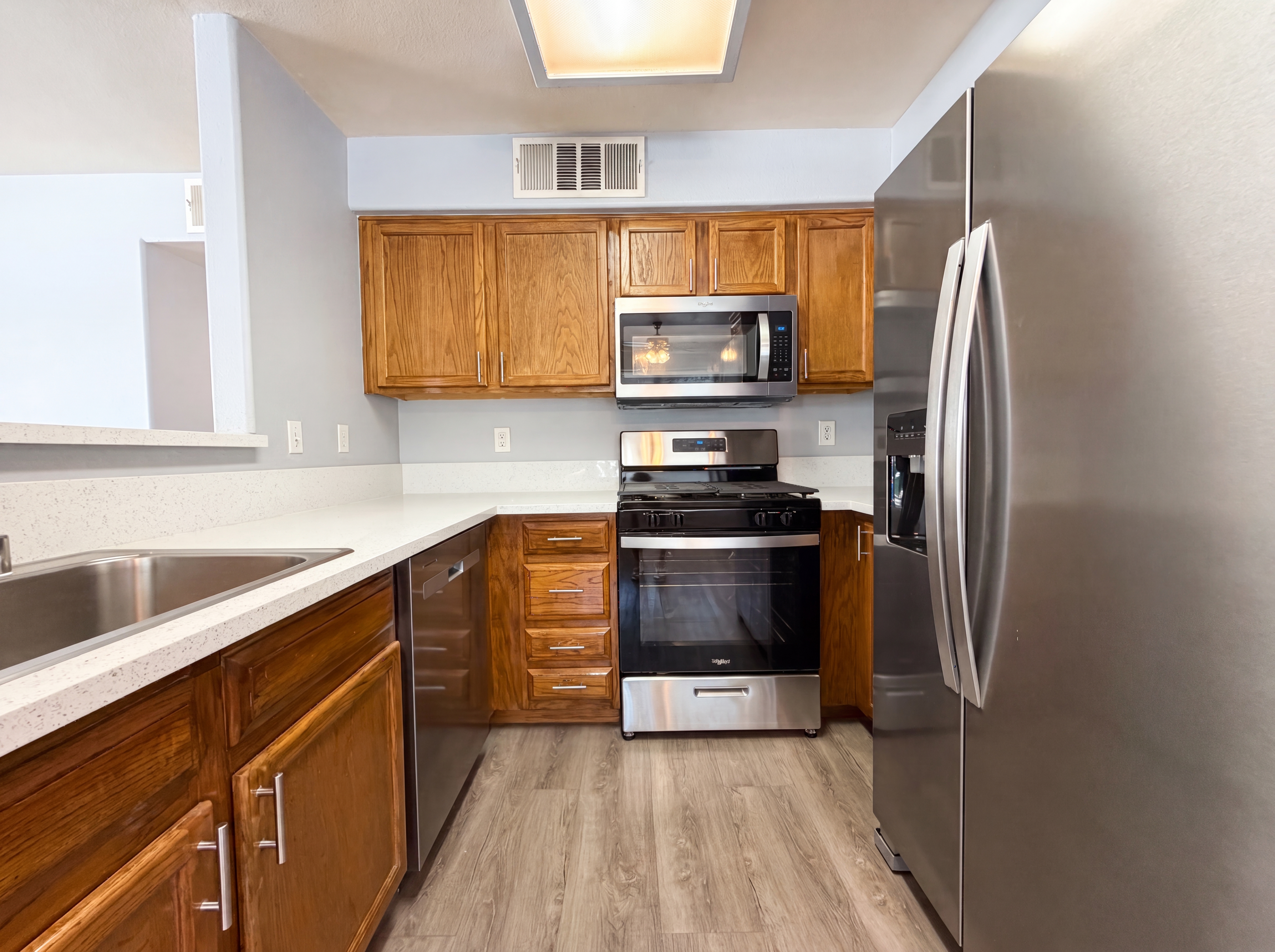 Photo 2 of 23 of 3087 Key Largo Dr, Las Vegas, NV