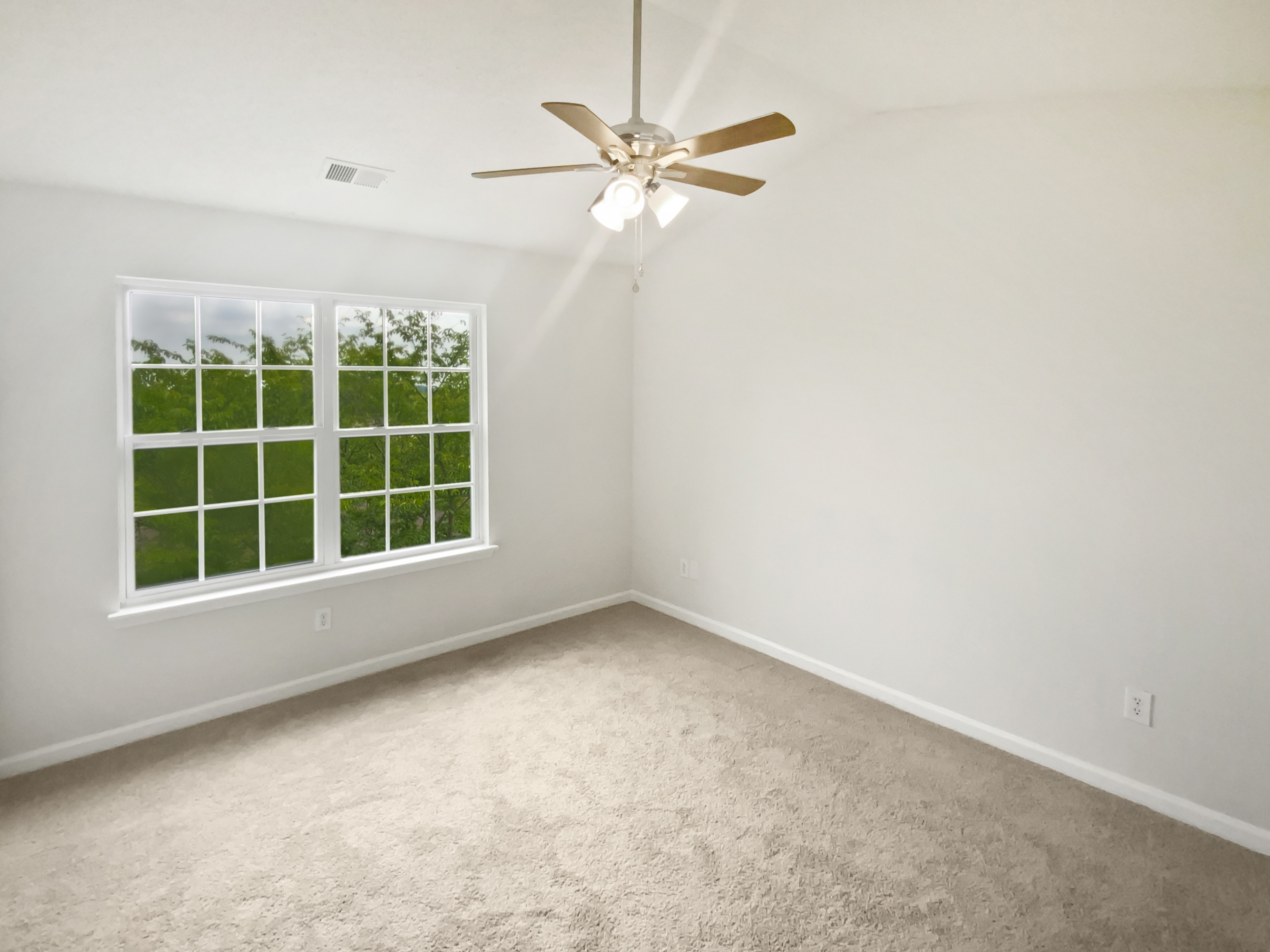 Photo 11 of 29 of 3107 Falling Rock Ct, Charlotte, NC