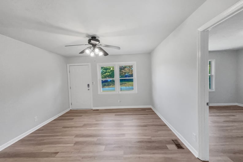 Property photo 3 of 581 Braxton Blvd