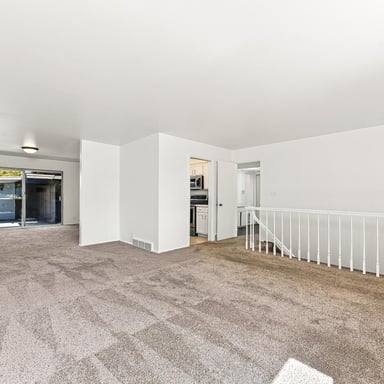 Property photo 3 of 1005 Eastgate Rd
