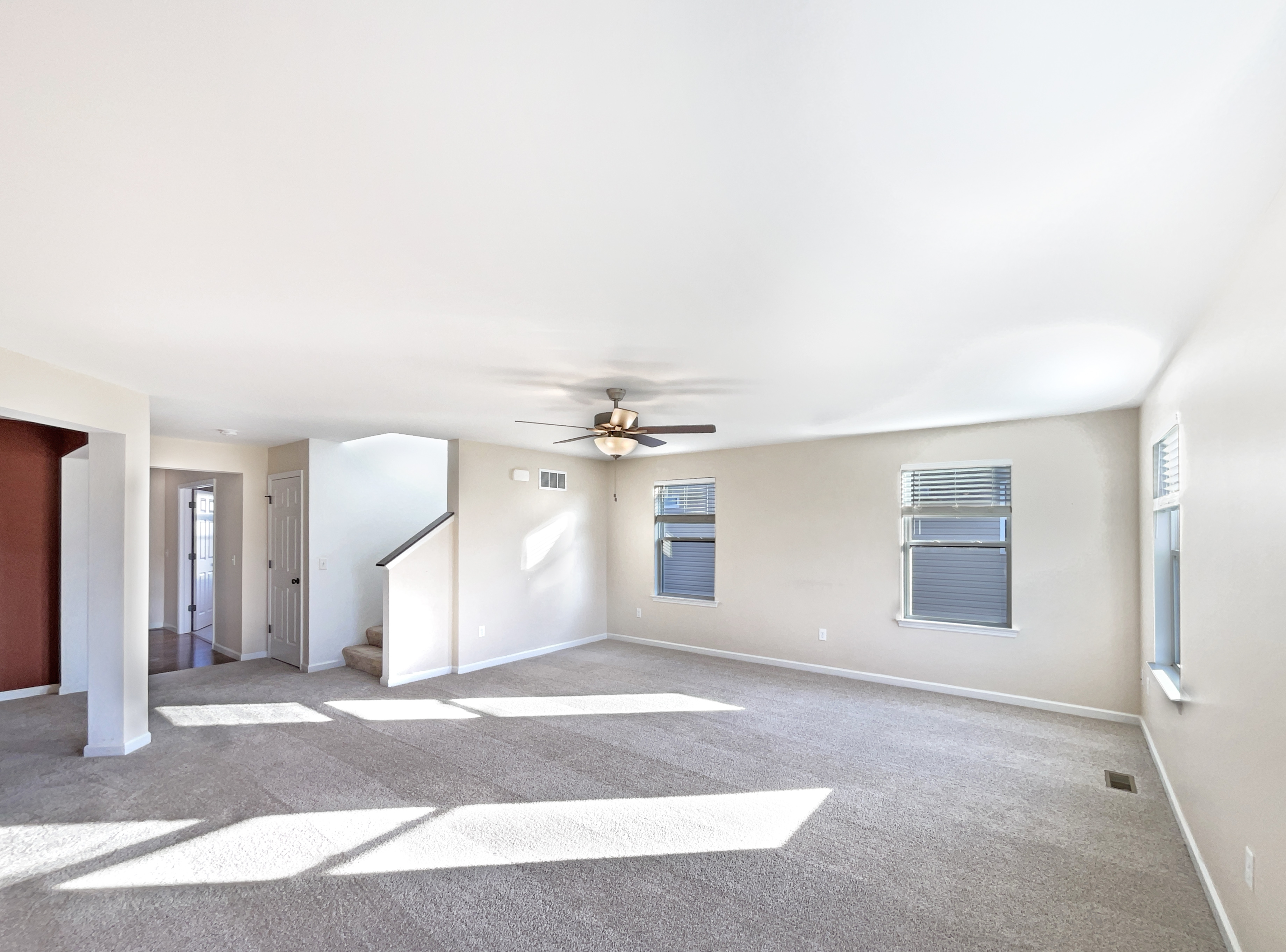 Photo 3 of 23 of 1561 Misty River Dr, Saint Paul, MO