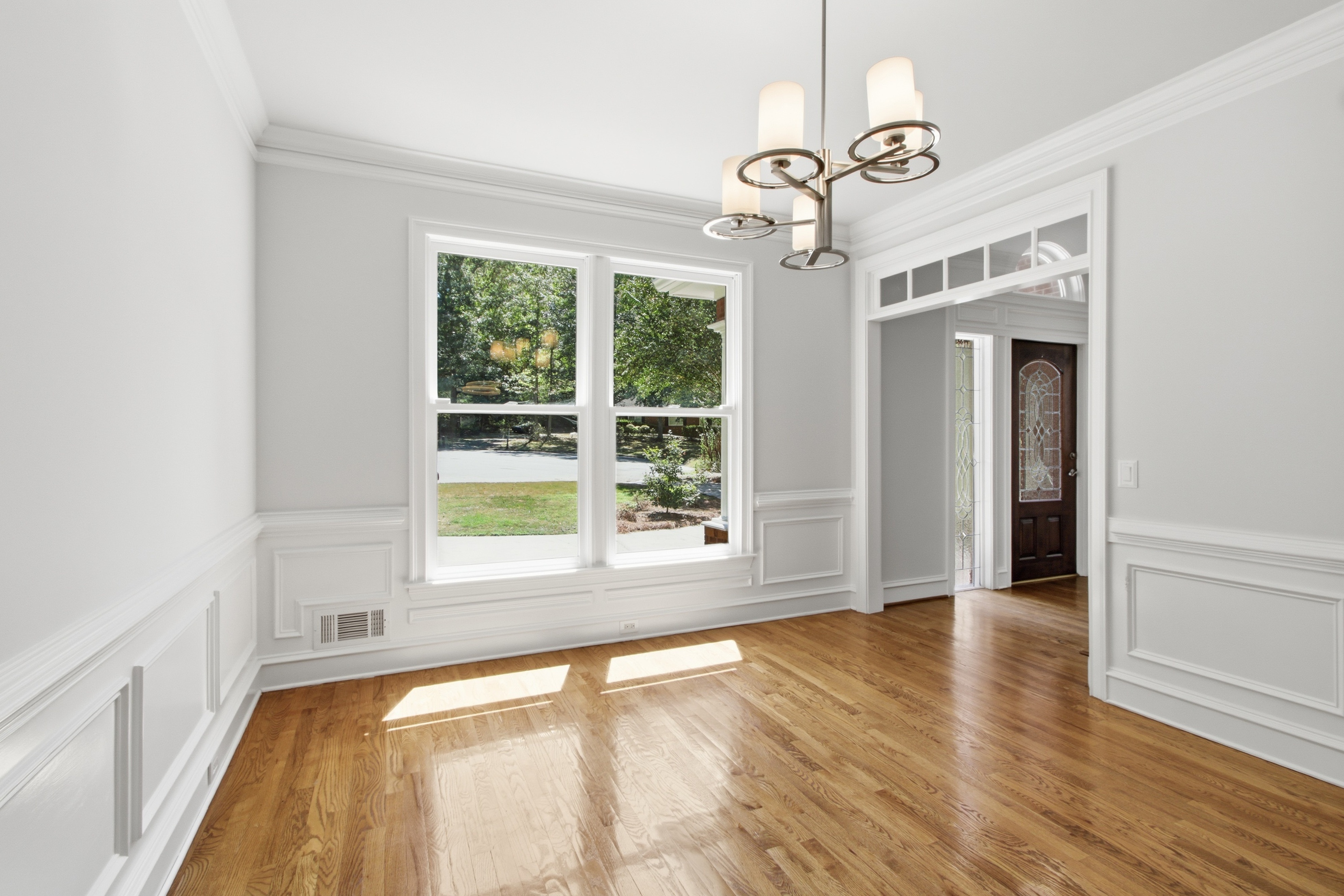 Photo 7 of 65 of 2960 Vail Valley Ct, Snellville, GA