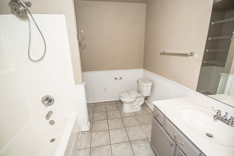 Photo 3 of 20 - 2605 Caprock Rd, McKinney, TX 75071