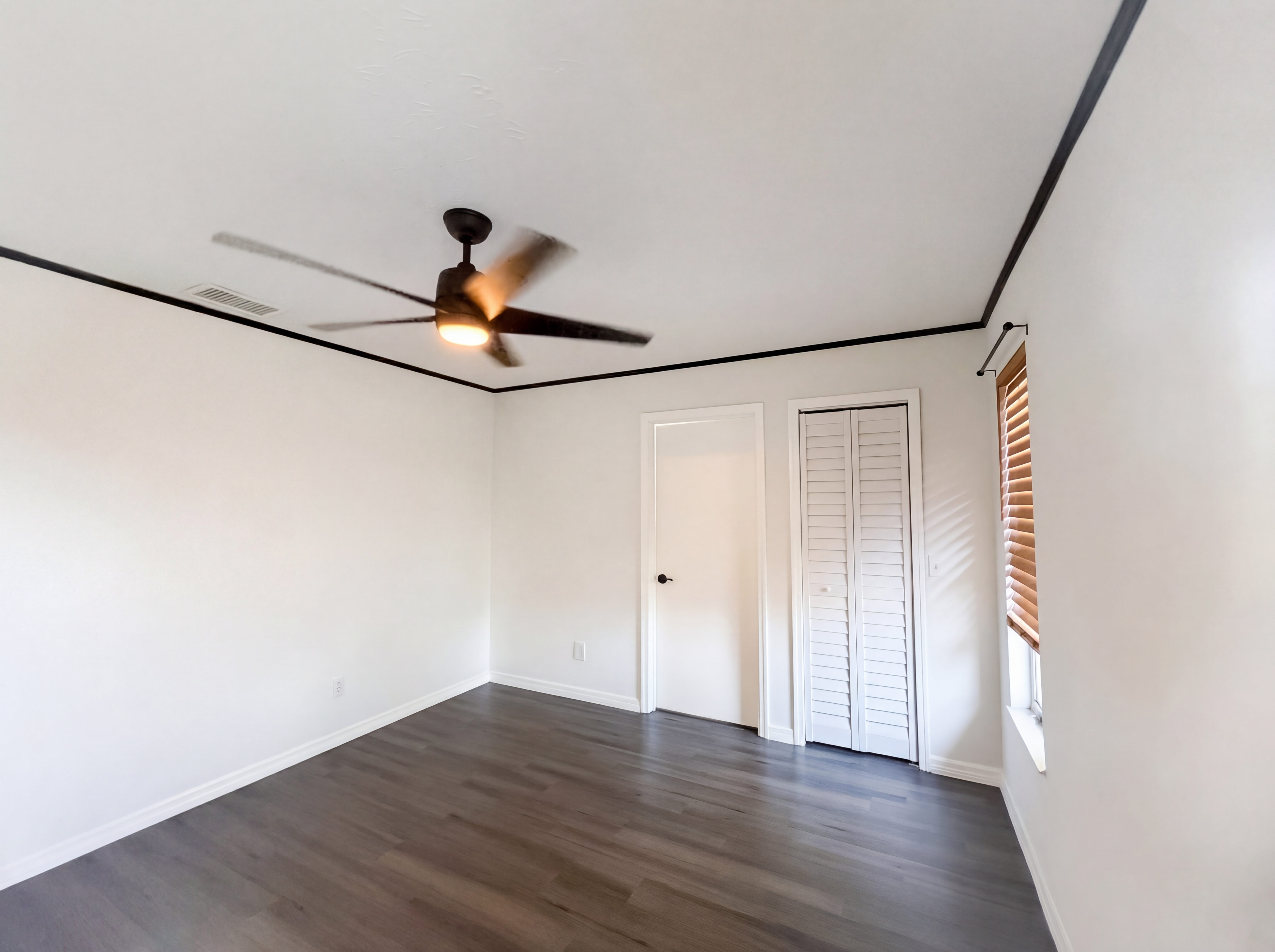 Photo 17 of 27 of 681 SW McCoy Ave, Port Saint Lucie, FL