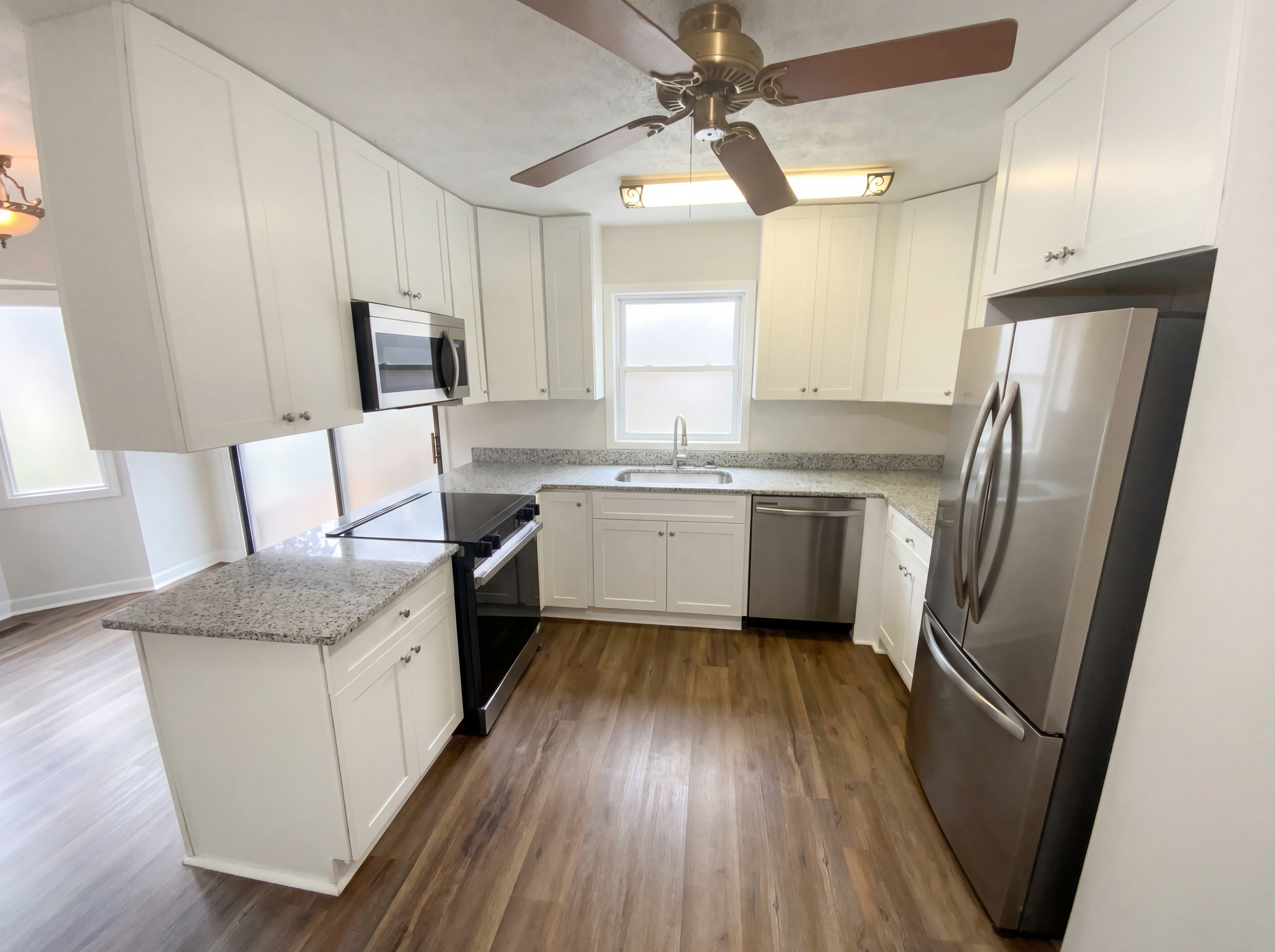 Photo 2 of 24 of 129 Bramble Oak Dr, Woodstock, GA