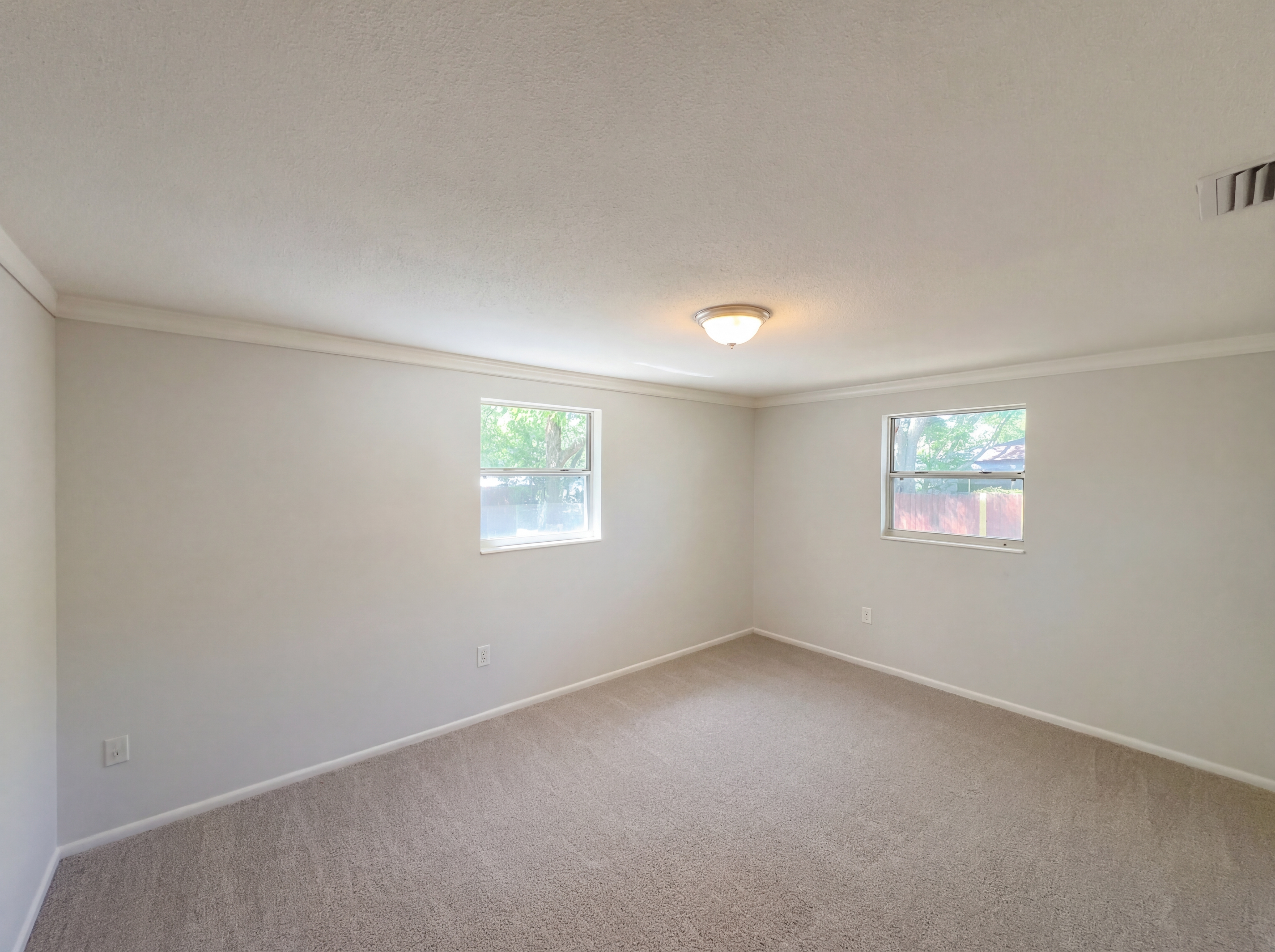 Photo 4 of 17 of 1830 Bellgrove St, Lakeland, FL