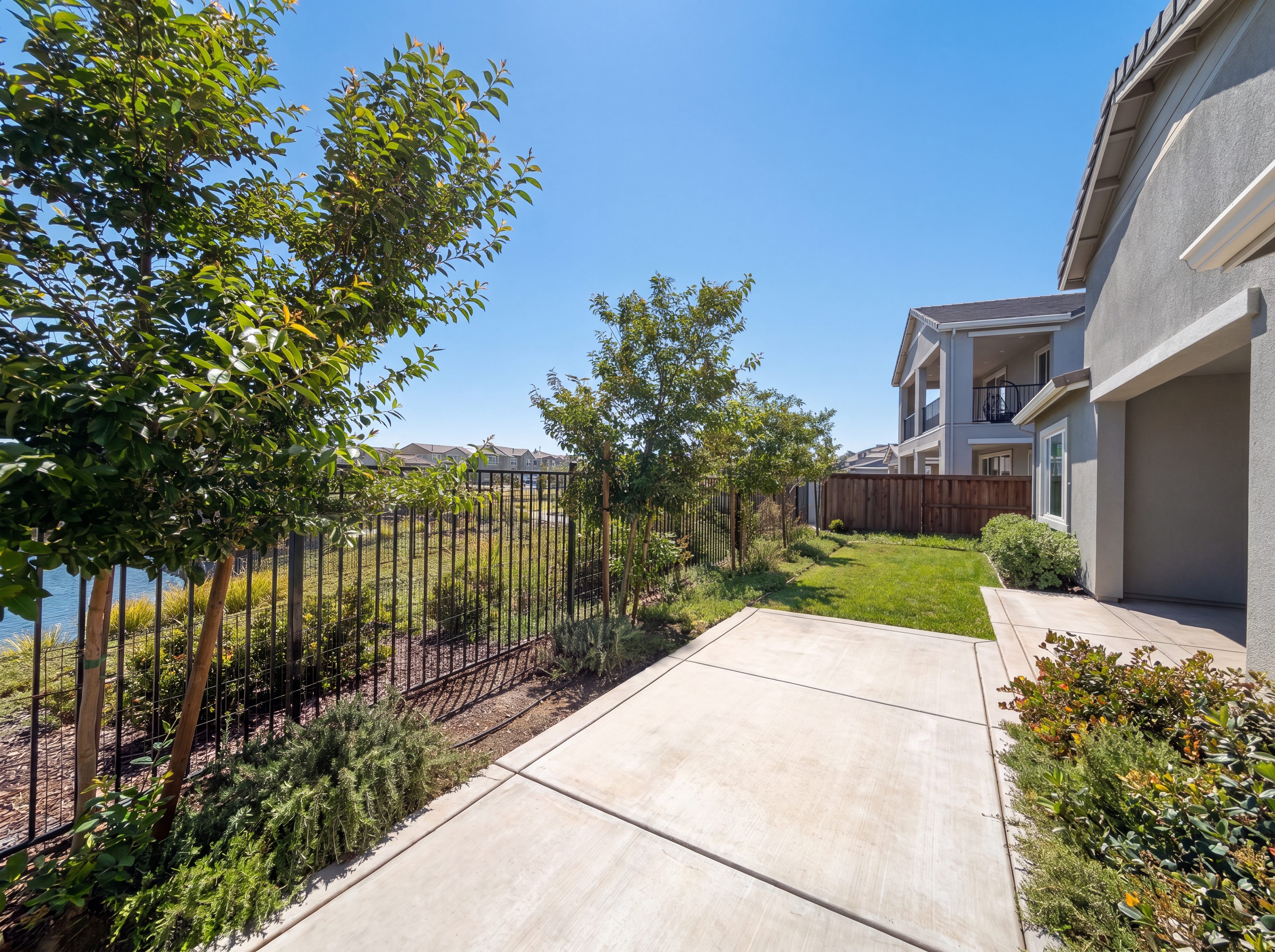 Photo 40 of 50 of 2743 Irish Meadow Way, Lathrop, CA