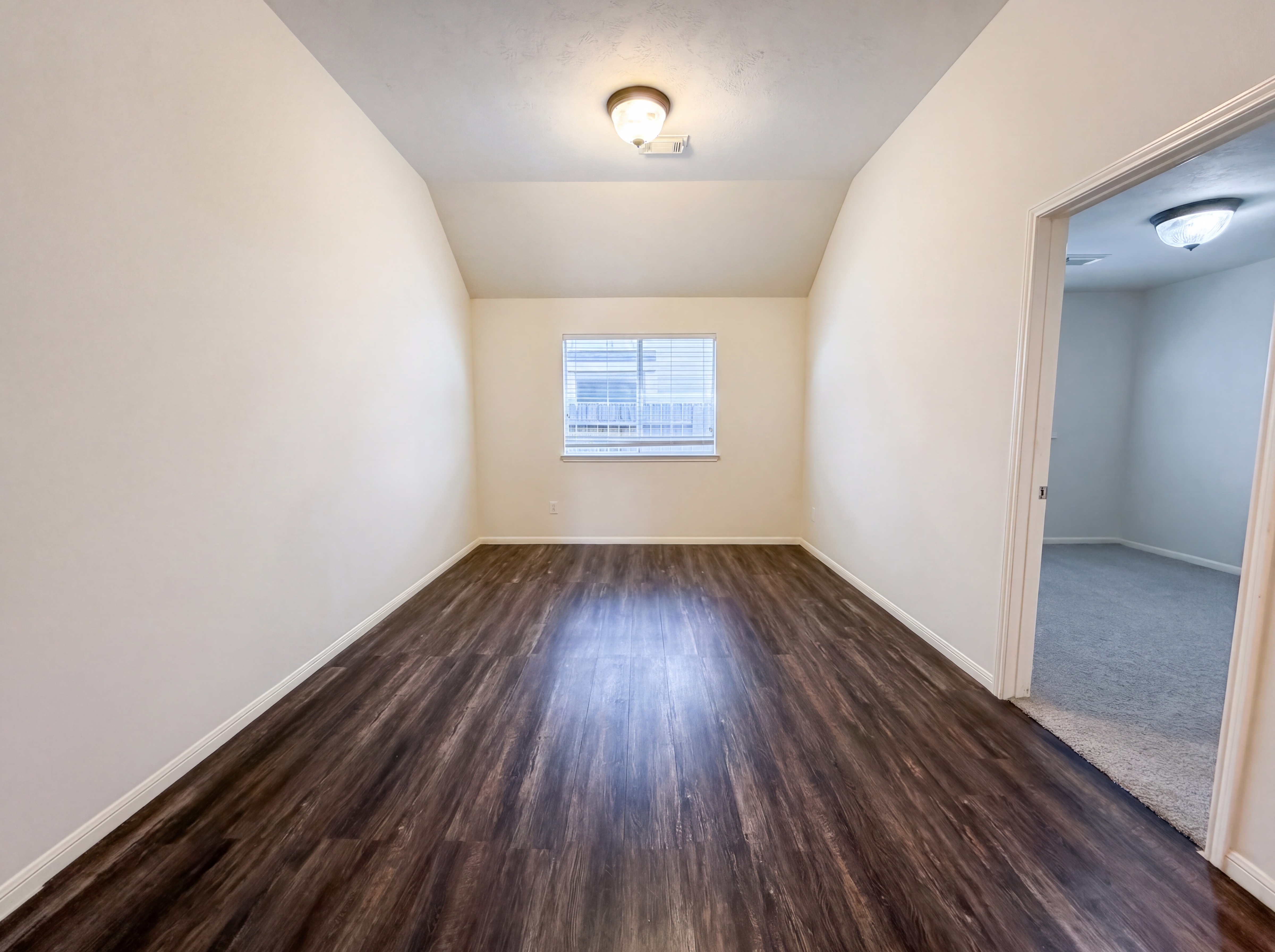Photo 14 of 18 of 16915 Shoal Park Dr, Cypress, TX