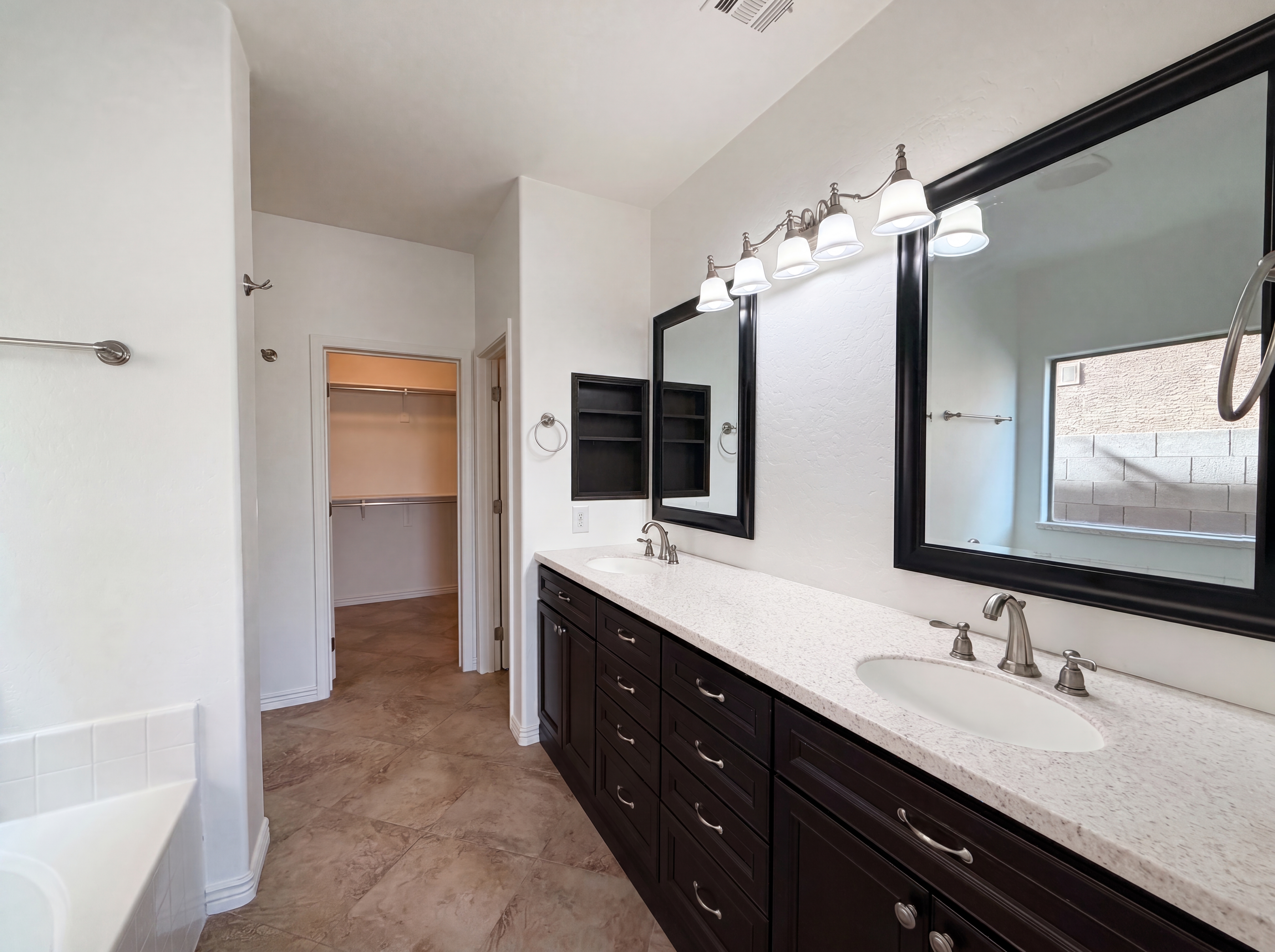 Photo 11 of 33 of 18689 N Miller Way, Maricopa, AZ