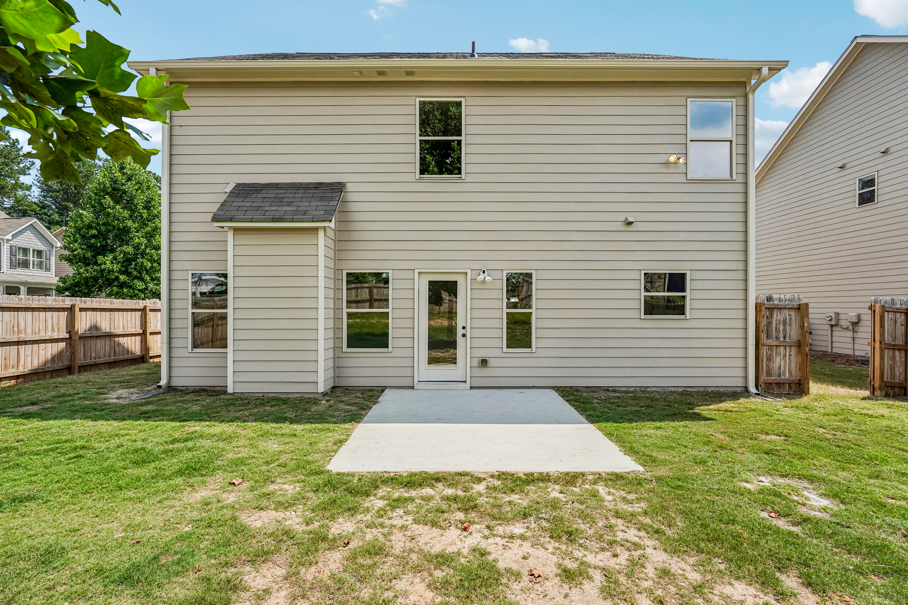 Photo 5 of 46 of 1151 Glenwyck Dr, Braselton, GA