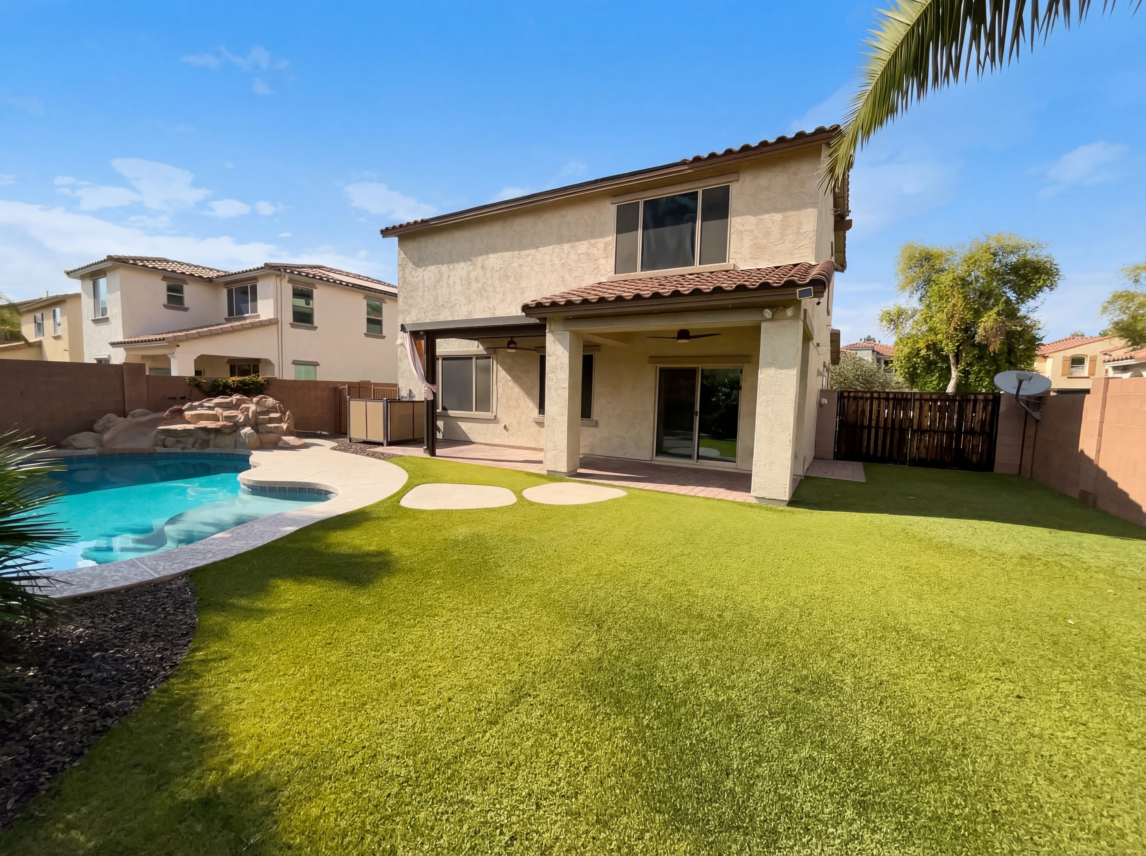 Photo 7 of 40 of 1099 E Sourwood Dr, Gilbert, AZ