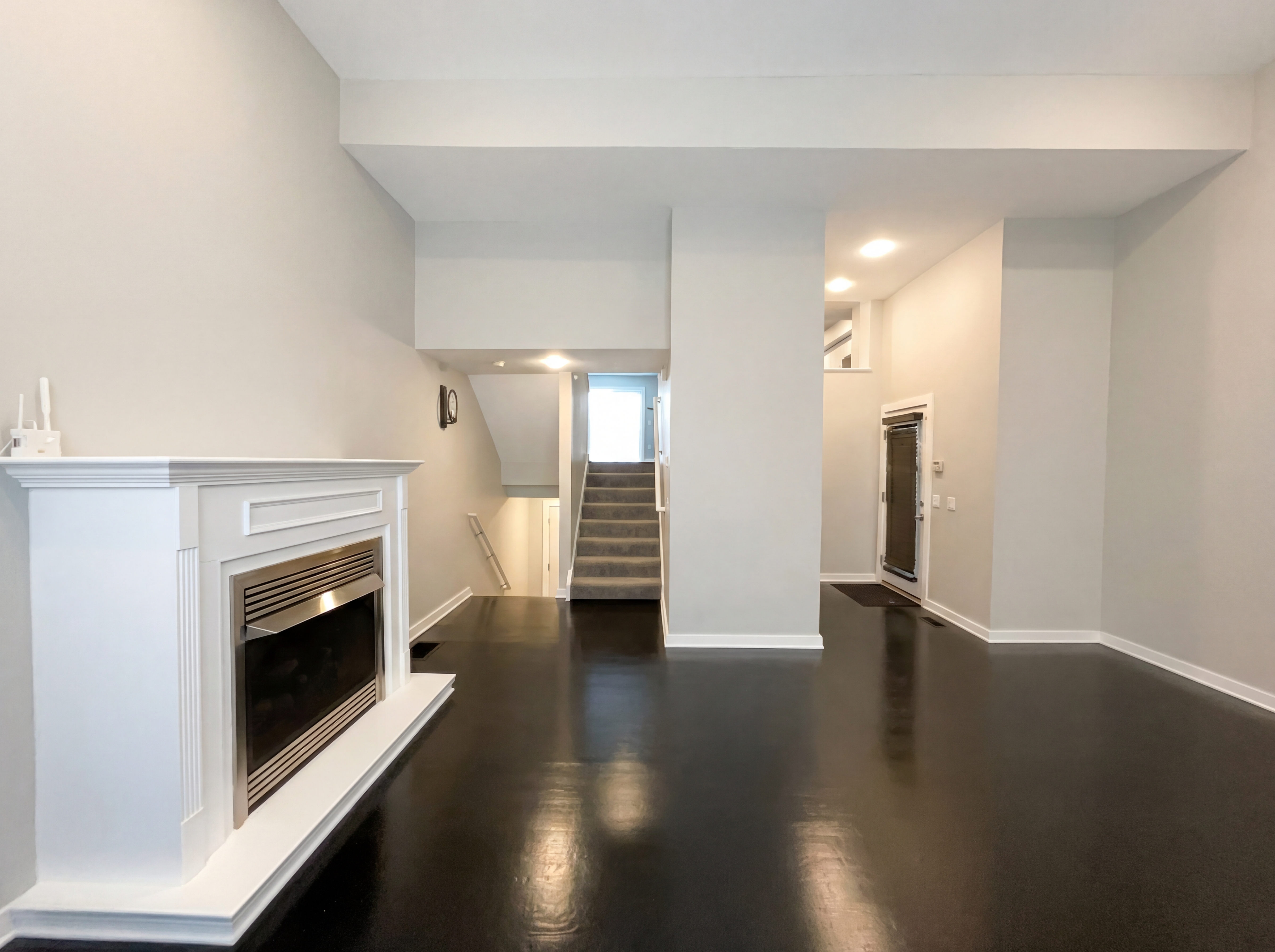 Photo 8 of 24 of 2272 W 5th St, Cleveland, OH