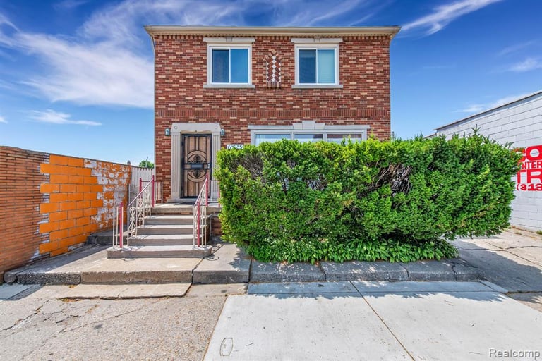 11425 Conant St, Hamtramck, MI 48212 Opendoor