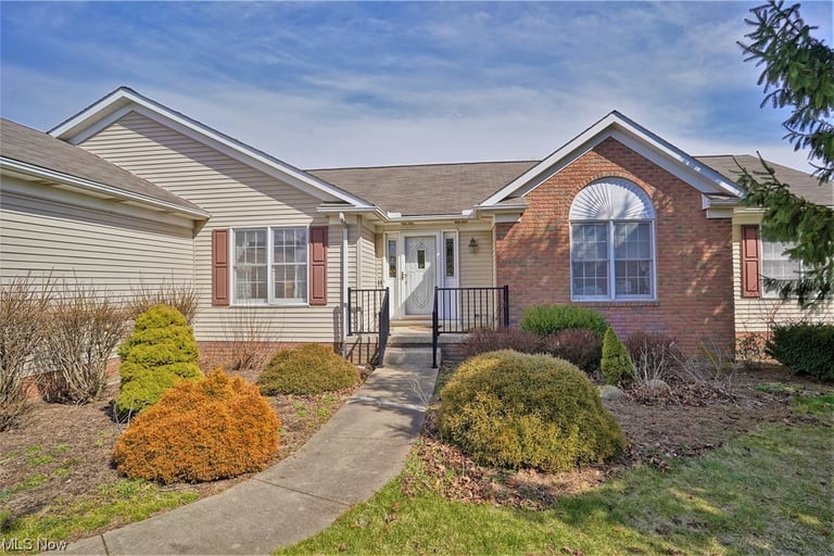 10042-coblentz-ave-nw-uniontown-oh-44685-opendoor