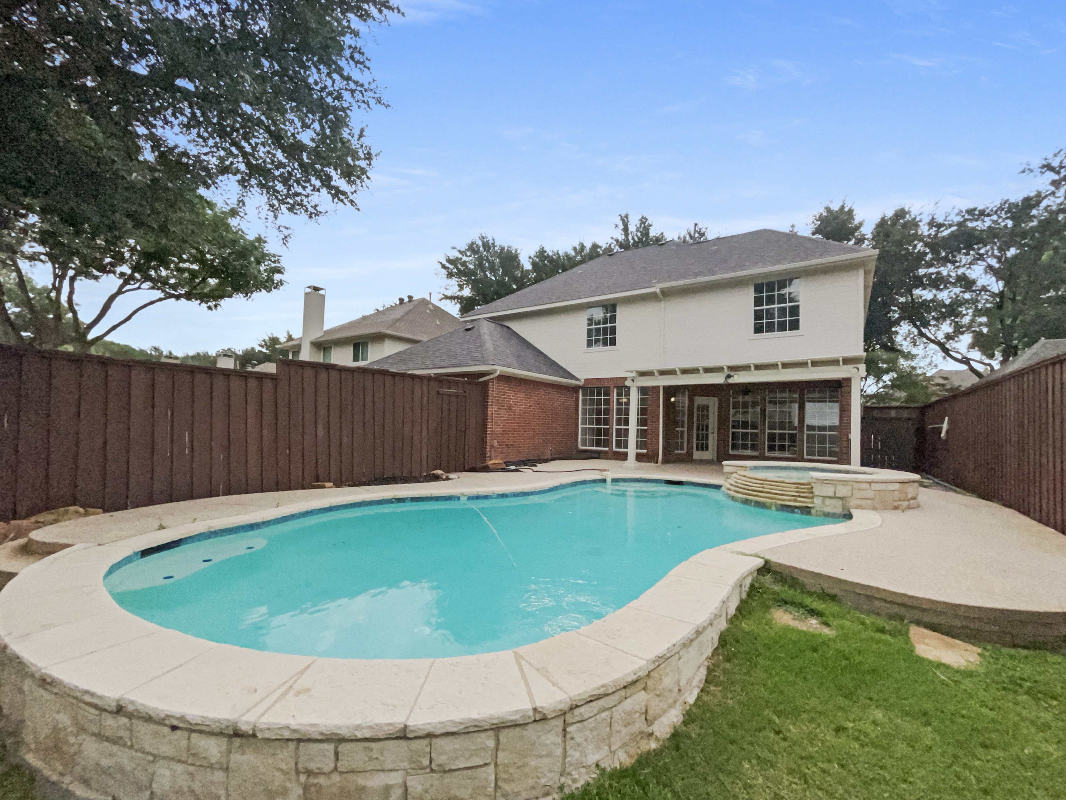 Photo 39 of 41 of 413 Thunderbrook Rd, Garland, TX