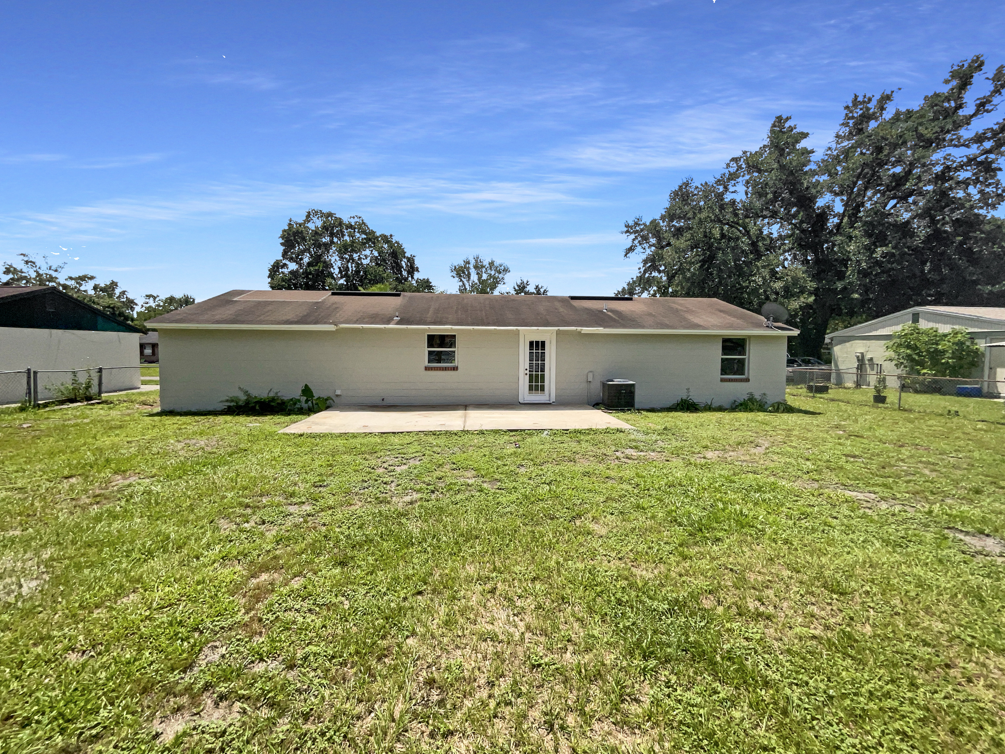 Photo 18 of 19 of 2772 Commanche Ave, Orange Park, FL