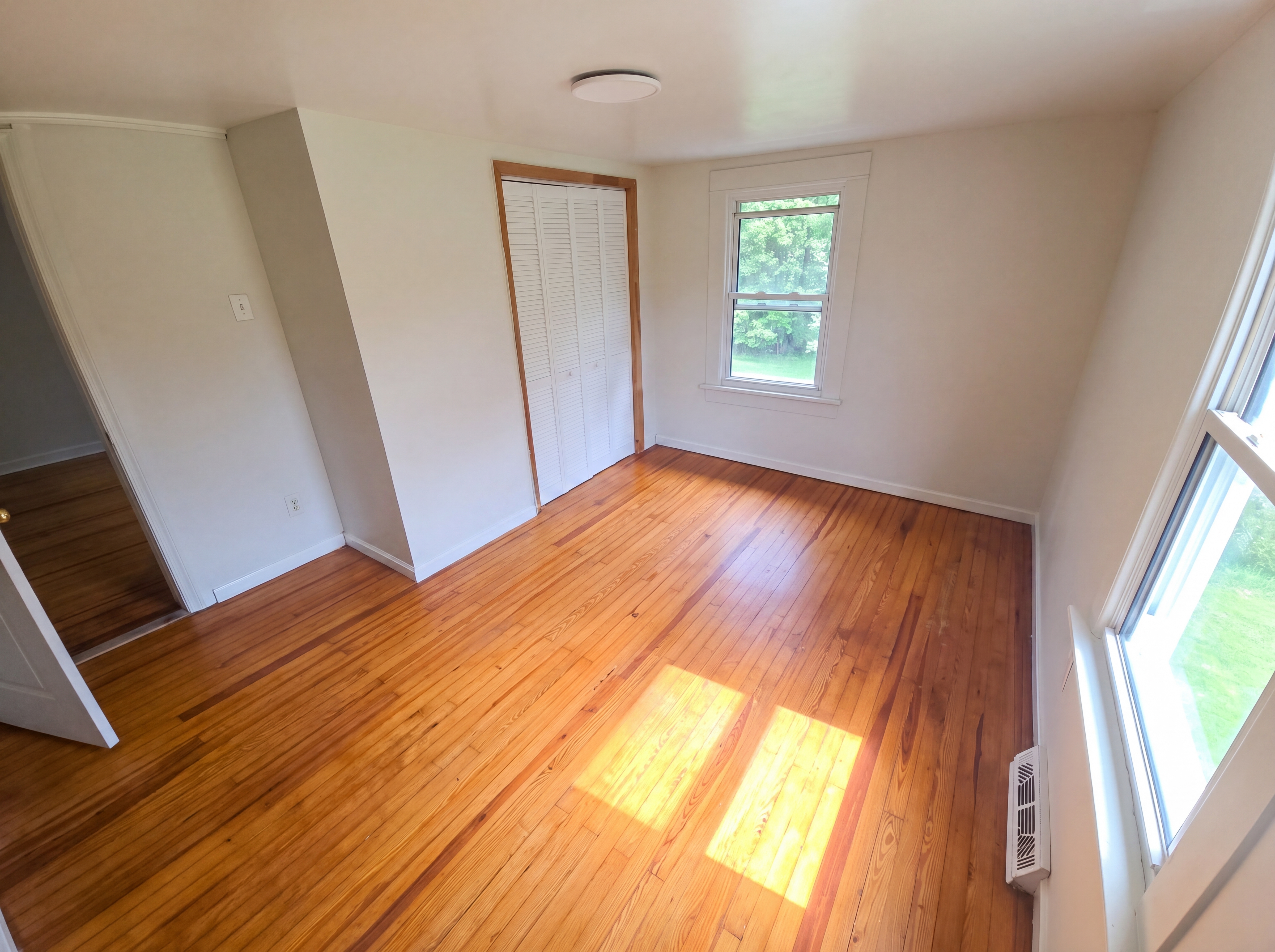 Photo 7 of 19 of 3209 Swan Pl, Lynchburg, VA