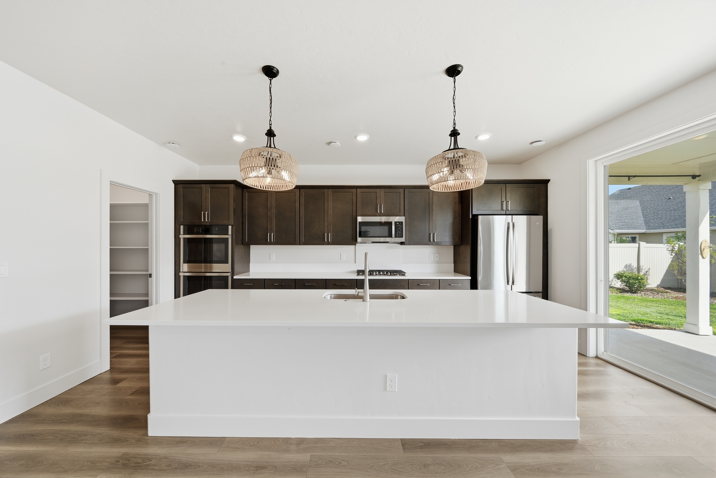 Photo 8 of 38 of 11079 Roaring Fork St, Caldwell, ID