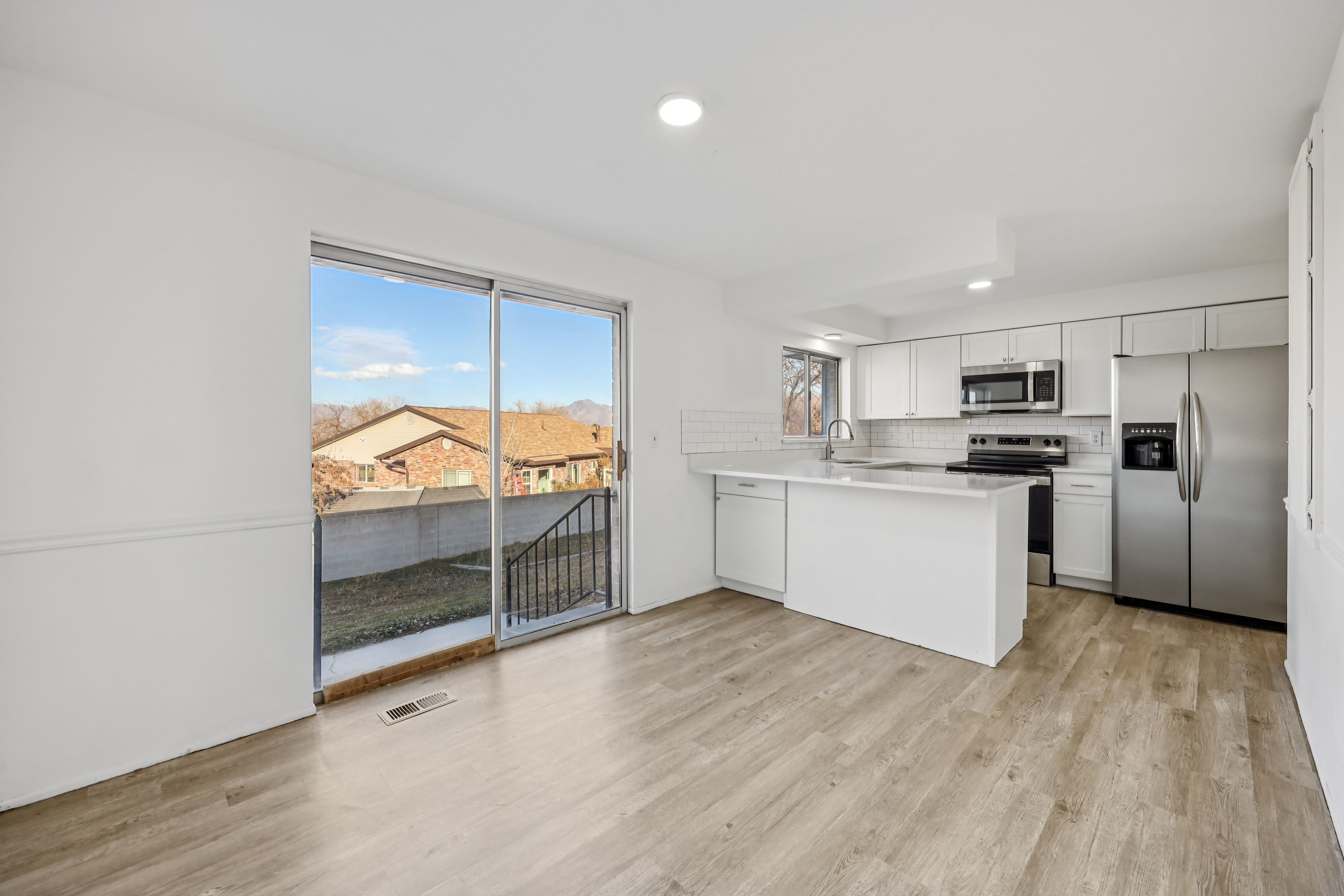 Photo 16 of 40 of 3020 W Rosa Vista Dr, Taylorsville, UT