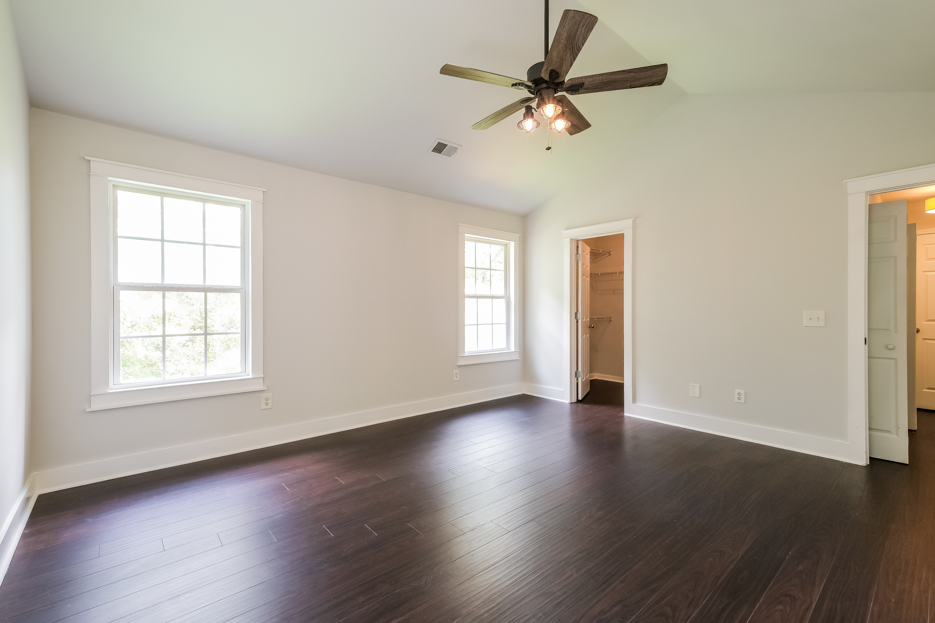Photo 9 of 24 of 434 Pine Tree Dr, Dawsonville, GA